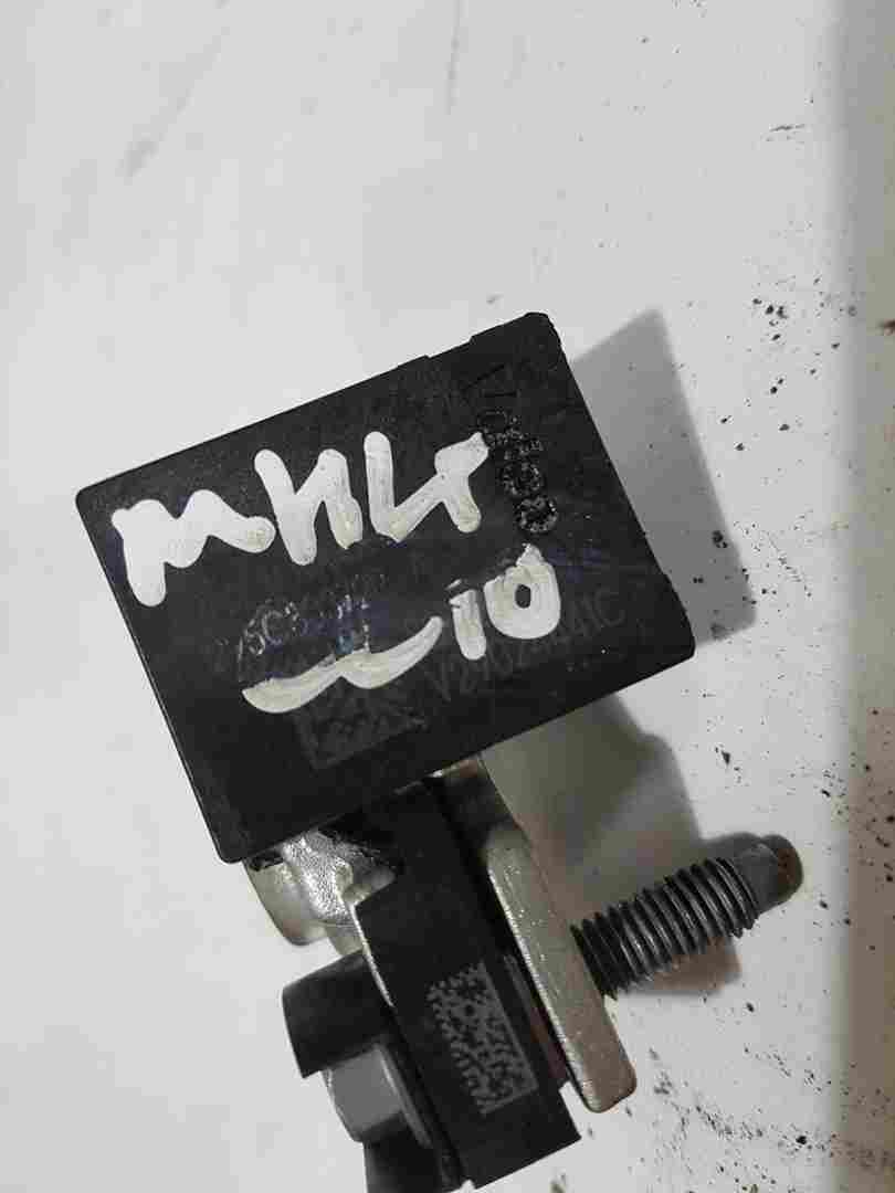 Thumb 3 Renault Clio MK4 2013-2018 Battery Negative Sensor 295c30372r