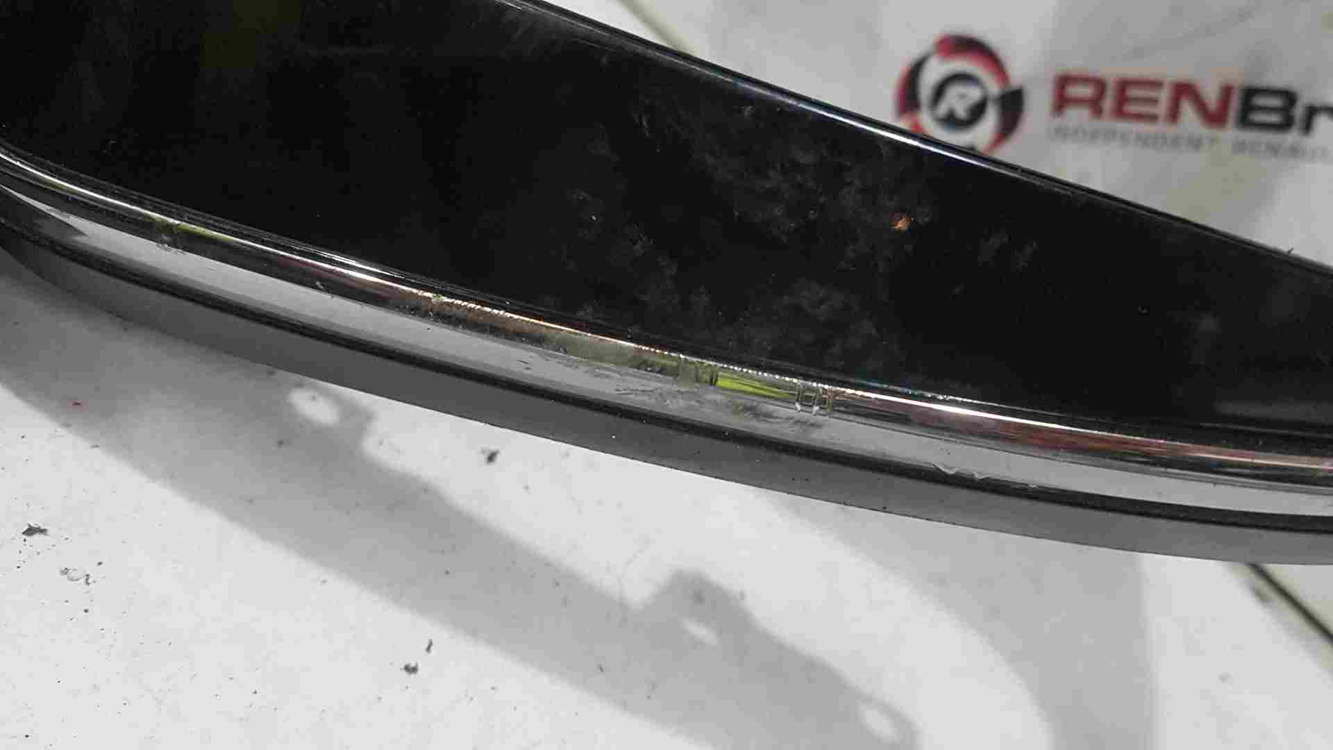 Thumb 5 Renault Clio MK4 2013-2018 Centre Vents Heater Surround Gloss Black 682600069R