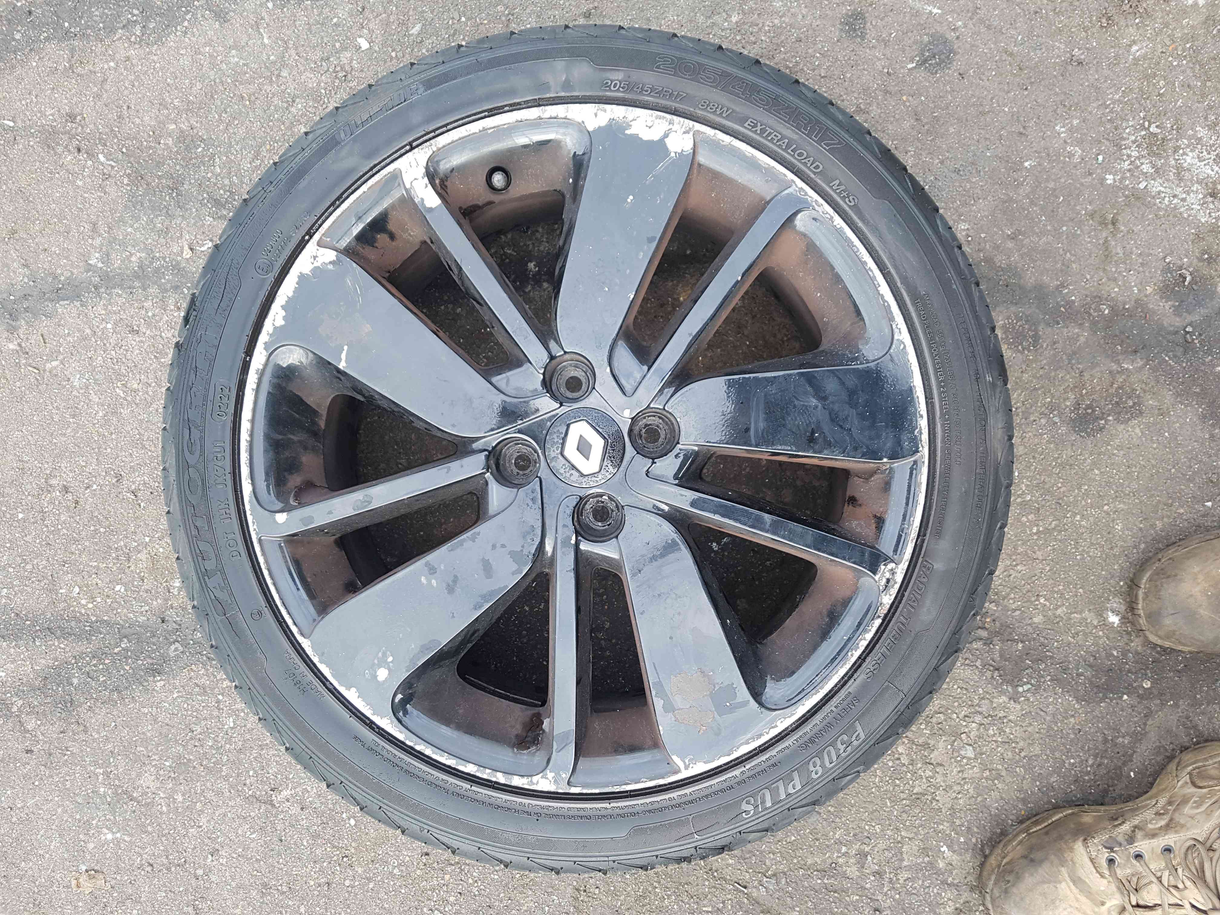 Thumb 8 Renault Clio MK4 2013-2018 Drenalic Alloy Wheel Black 3/5 17Inch