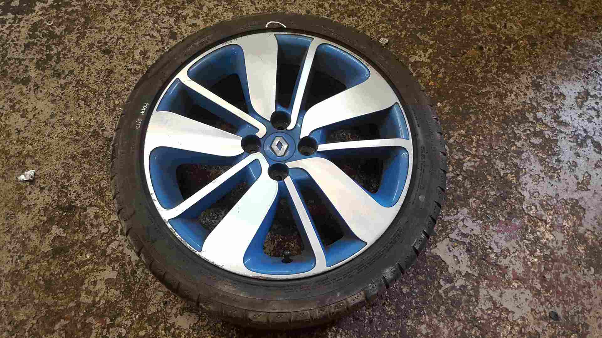 Renault Clio MK4 2013-2018 Drenalic Alloy Wheel Blue 17inch 17 403006755R