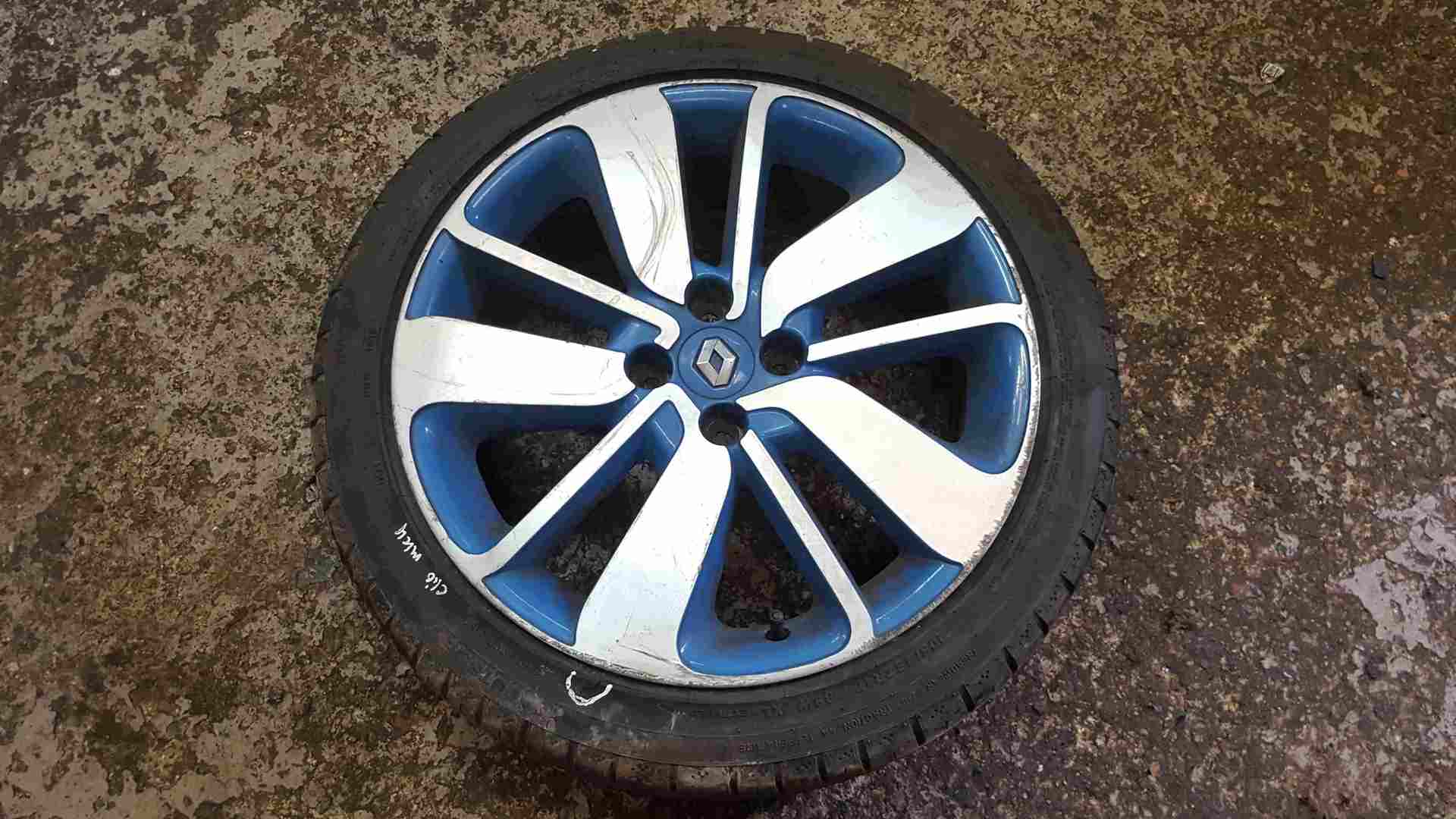 Renault Clio MK4 2013-2018 Drenalic Alloy Wheel Blue 17inch 403006755R
