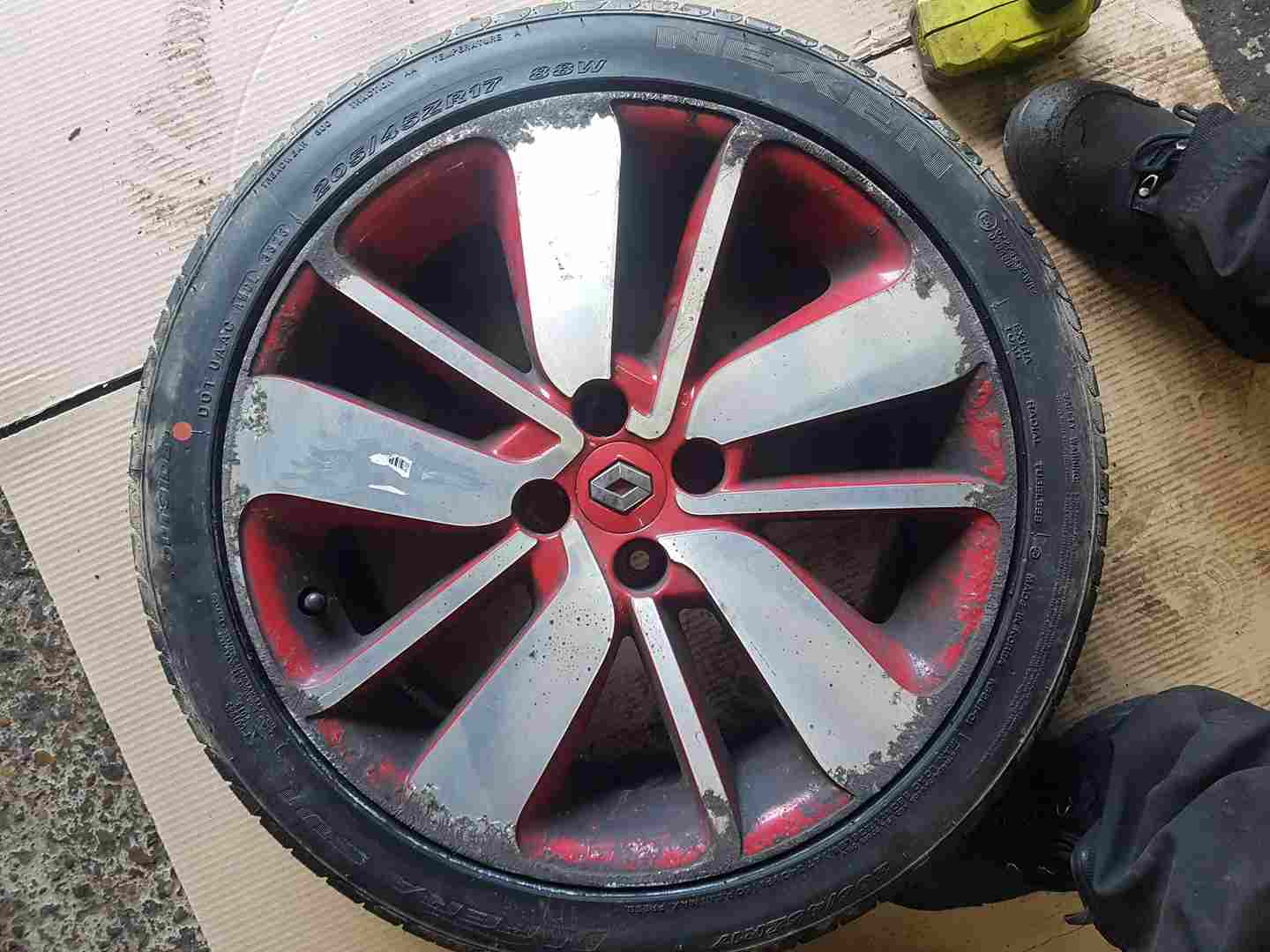 Renault Clio MK4 2013-2018 Drenalic Alloy Wheel RED 17Inch 17  3/5