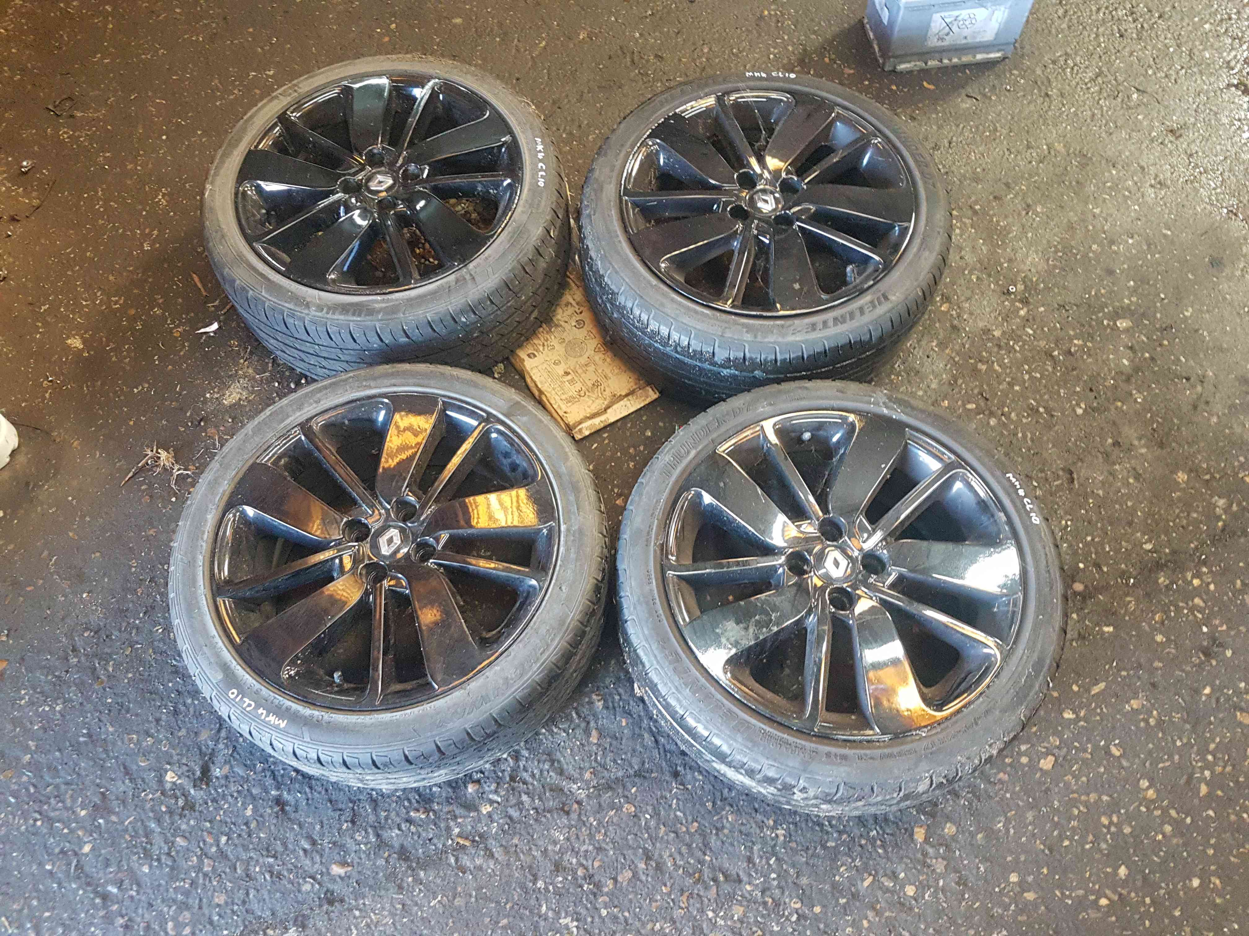 Renault Clio MK4 2013-2018 Drenalic Alloy Wheels SET X4 17Inch 403006755R 4/5