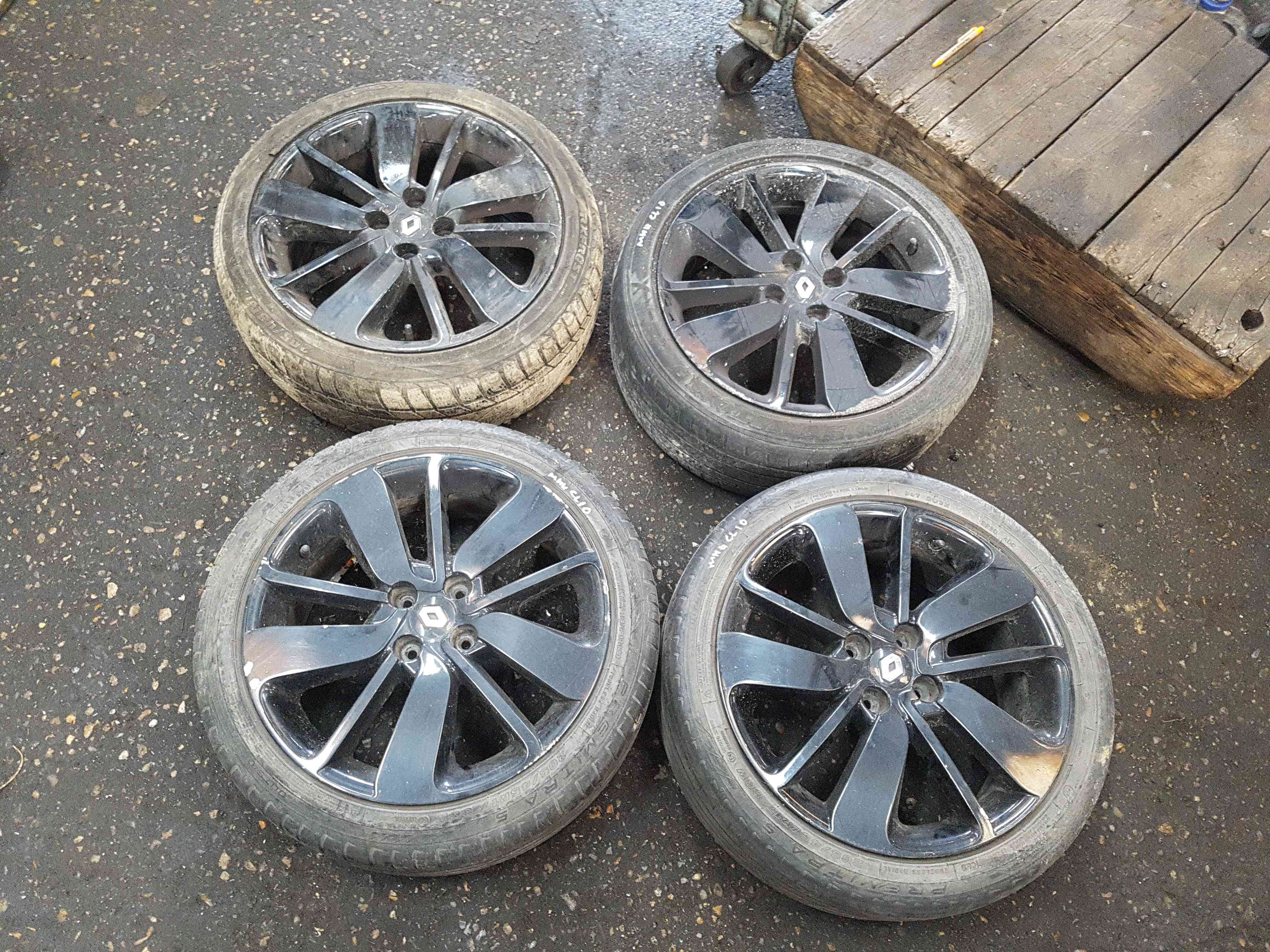 Thumb 4 Renault Clio MK4 2013-2018 Drenalic Alloy Wheels SET X4 Black 4/5
