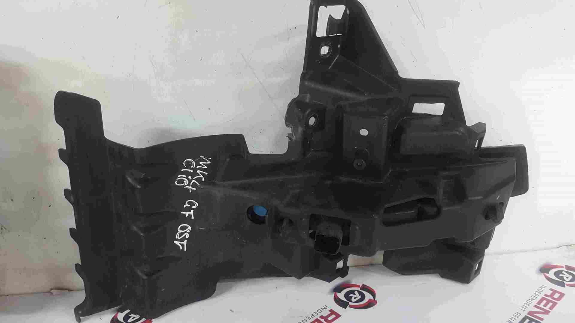Thumb 2 Renault Clio MK4 2013-2018 Drivers OSF Front Day Time Running Light