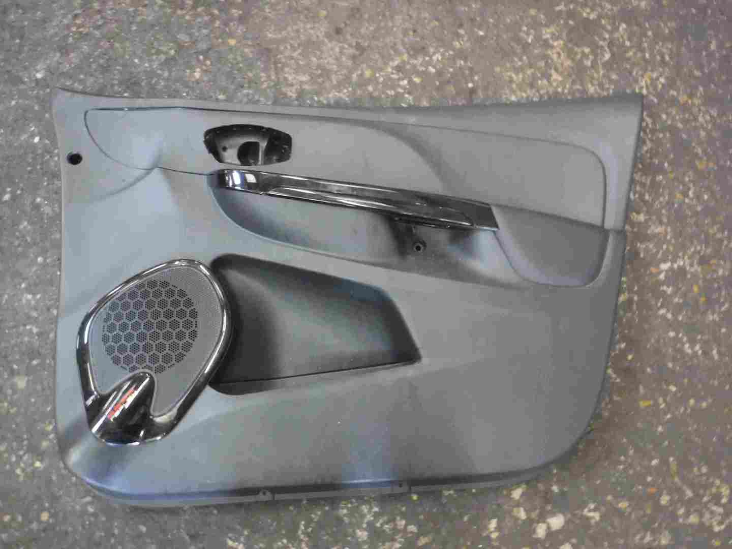 Renault Clio MK4 2013-2018 Drivers OSF Front Door Card Black Chrome 829A07547R