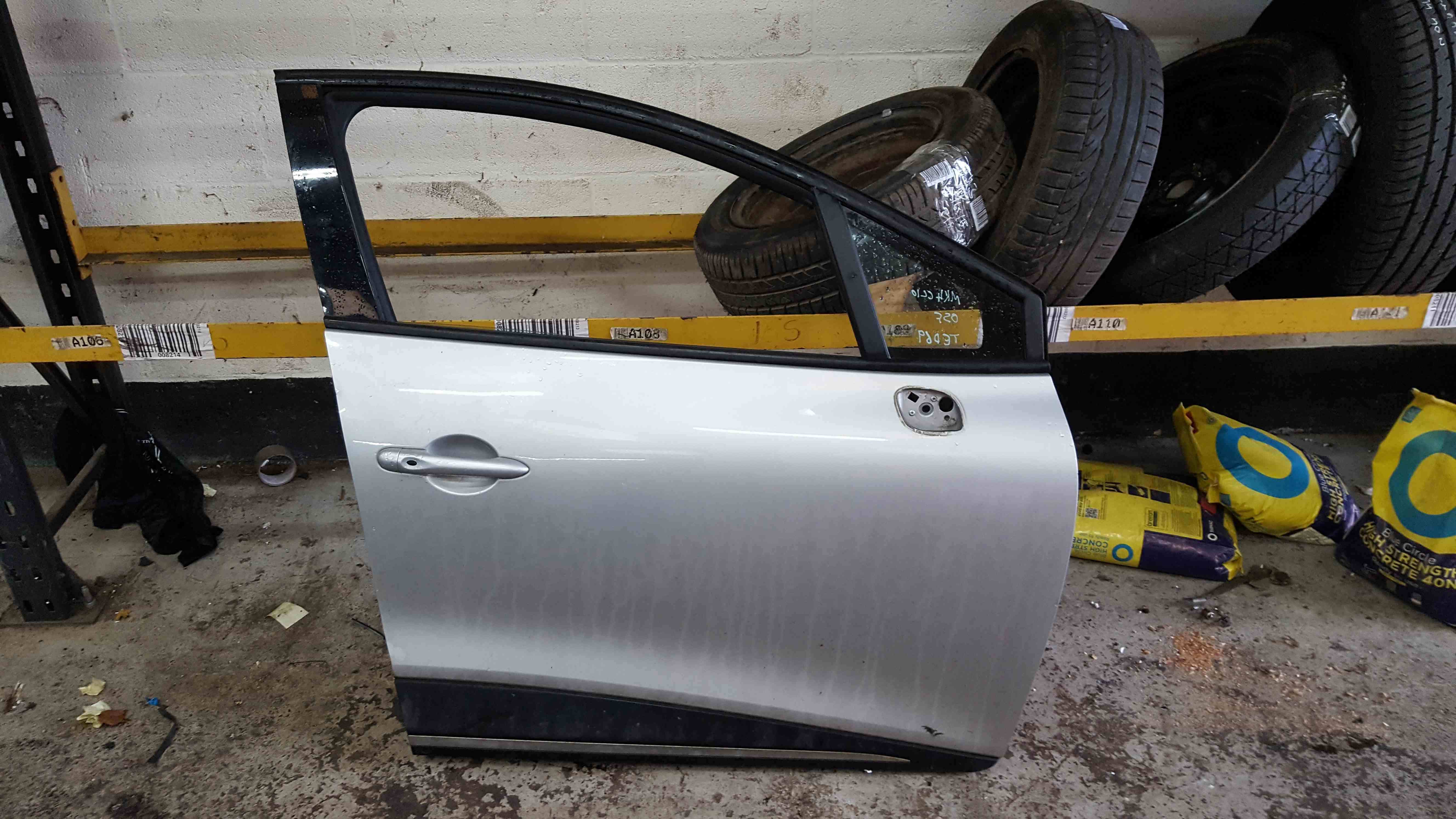 Renault Clio MK4 2013-2018 Drivers OSF Front Door Silver Ted69