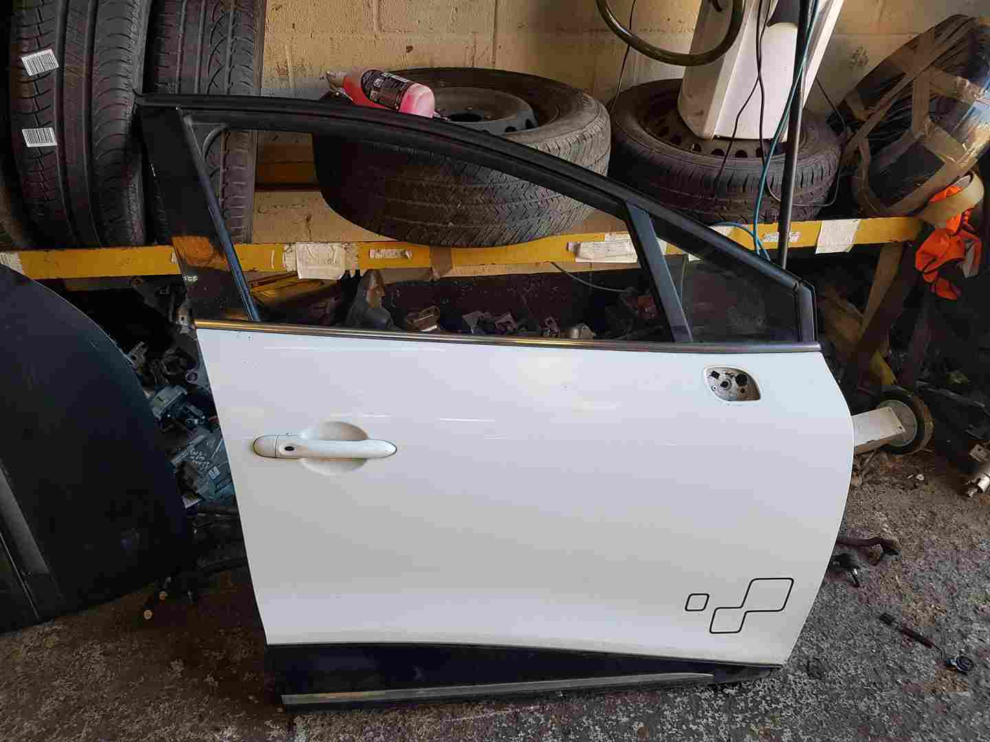 Renault Clio MK4 2013-2018 Drivers OSF Front Door White Ov369