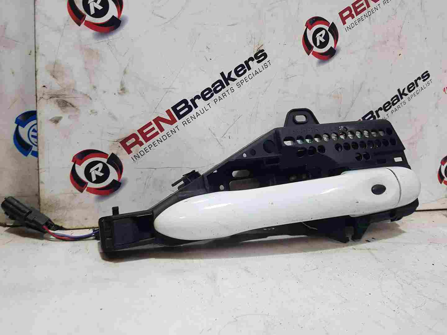 Thumb 4 Renault Clio MK4 2013-2018 Drivers OSF Front Exterior Handle White Ov369