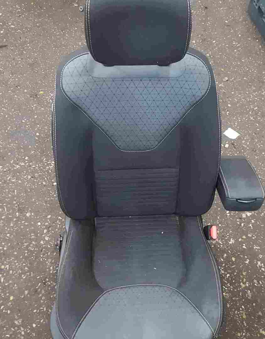 Renault Clio MK4 2013-2018 Drivers OSF Front Seat Chair Armrest