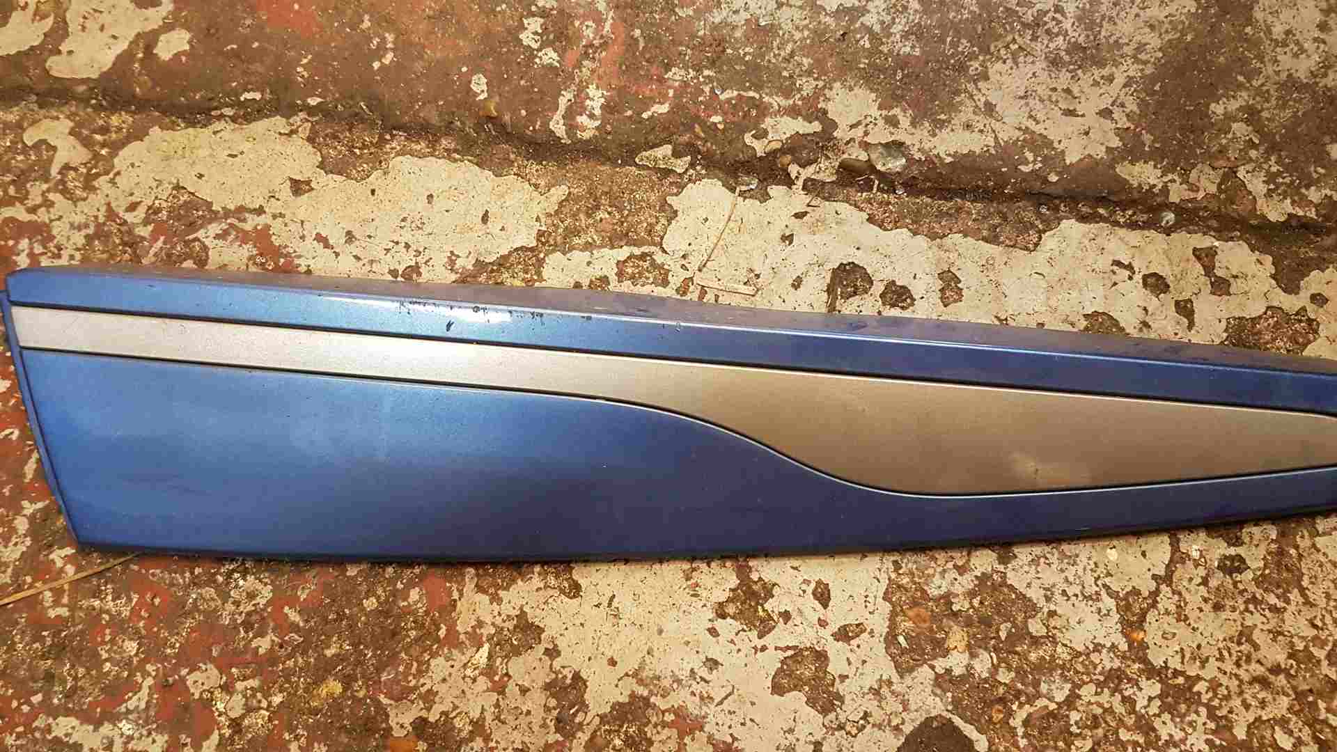 Thumb 2 Renault Clio MK4 2013-2018 Drivers OSR Rear Door Moulding Trim 828762614R