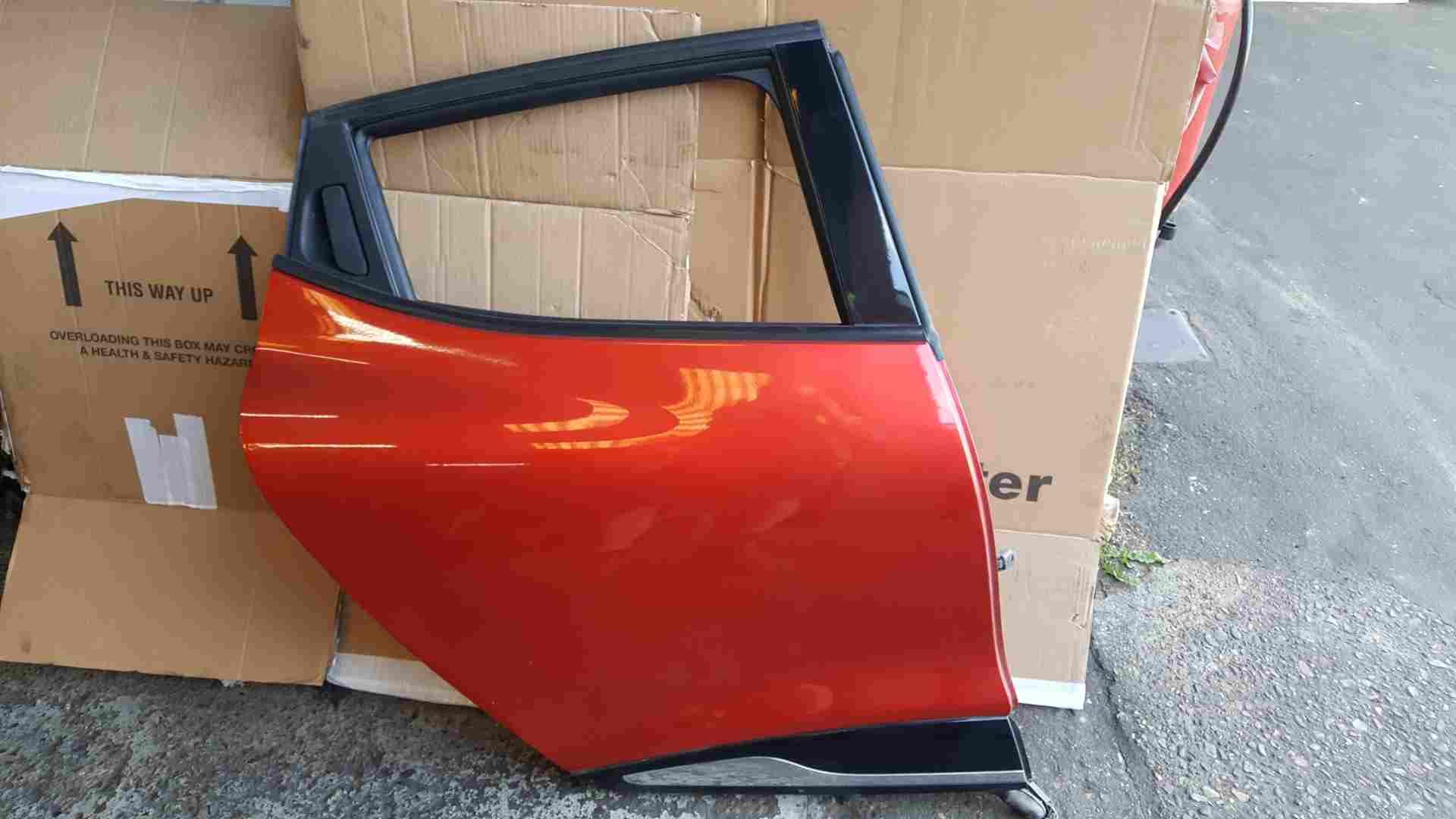 Renault Clio MK4 2013-2018 Drivers OSR Rear Door RED Tennp 5Door 