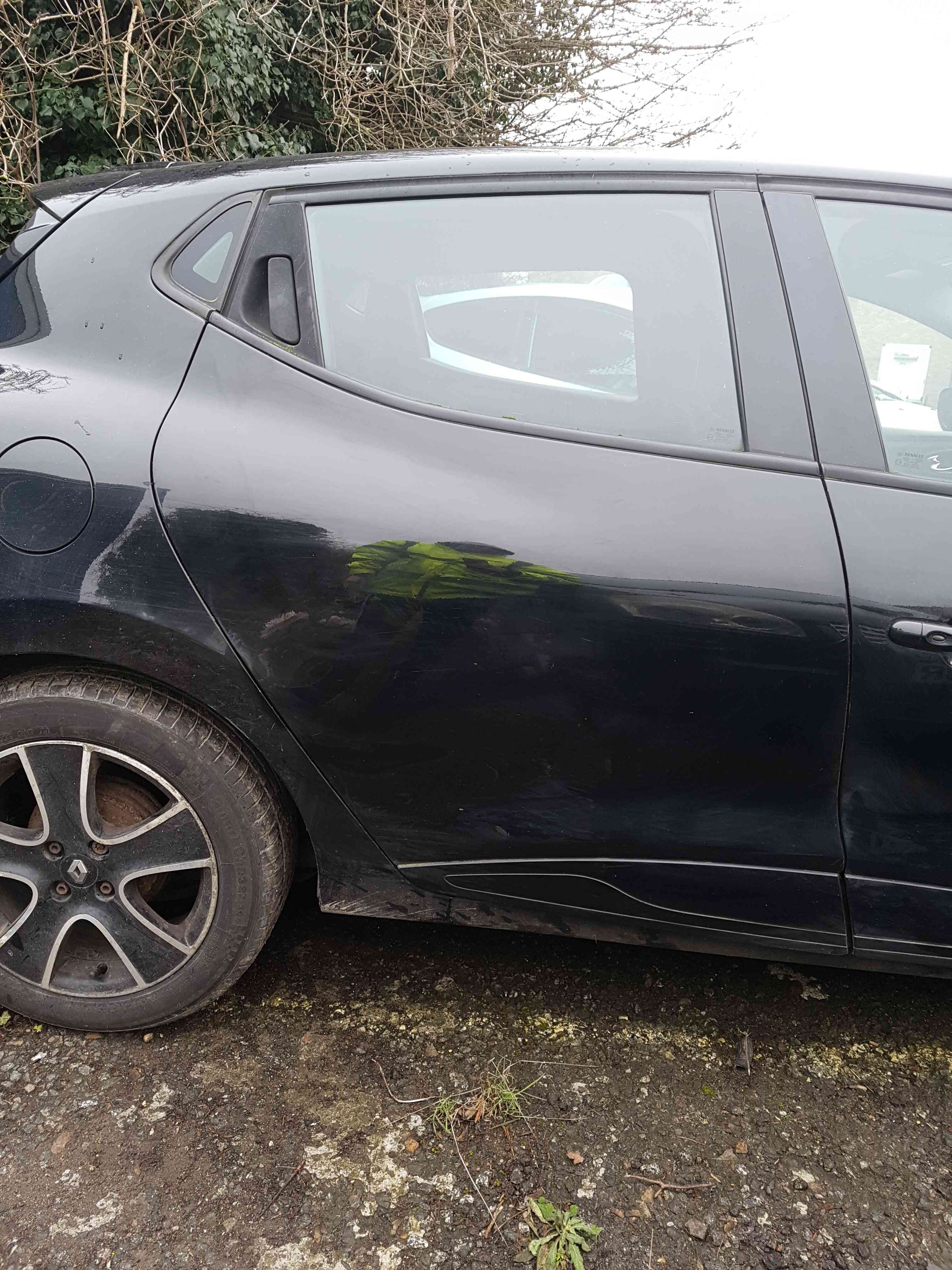 Thumb 4 Renault Clio MK4 2013-2018 Drivers OSR Rear Door Tegne Black Trim Gloss