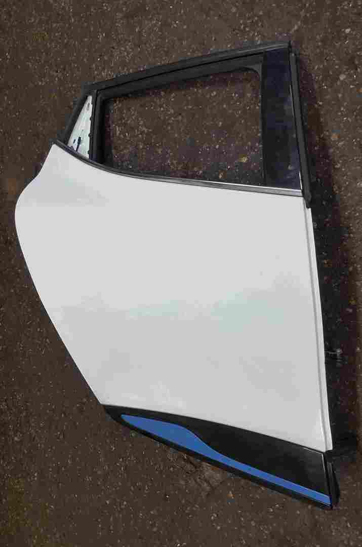 Thumb 2 Renault Clio MK4 2013-2018 Drivers OSR Rear Door White 369 Blue Bottom
