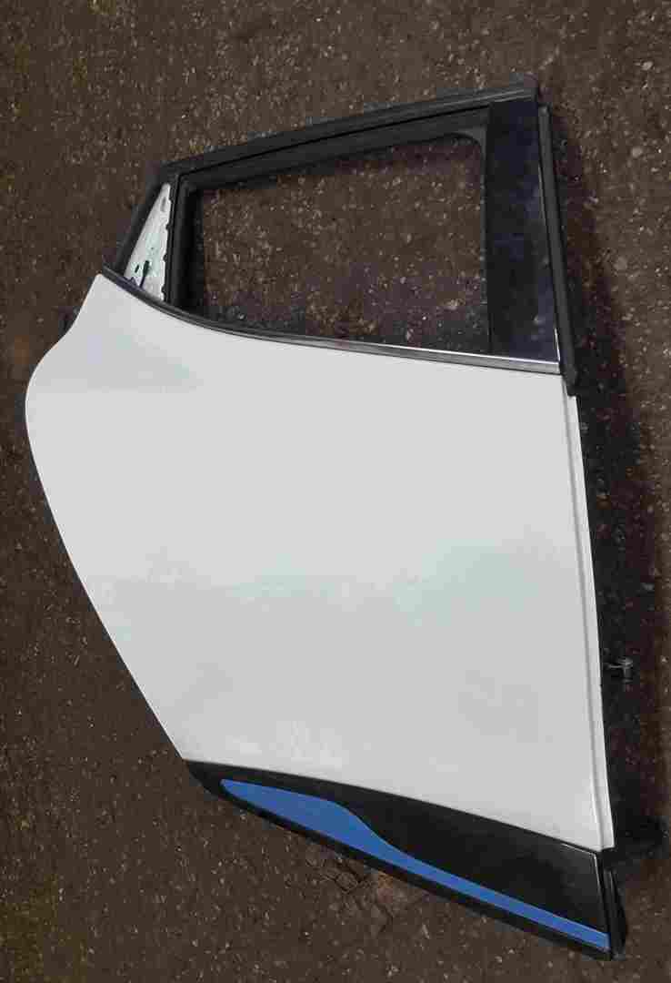 Renault Clio MK4 2013-2018 Drivers OSR Rear Door White 369 Blue Bottom