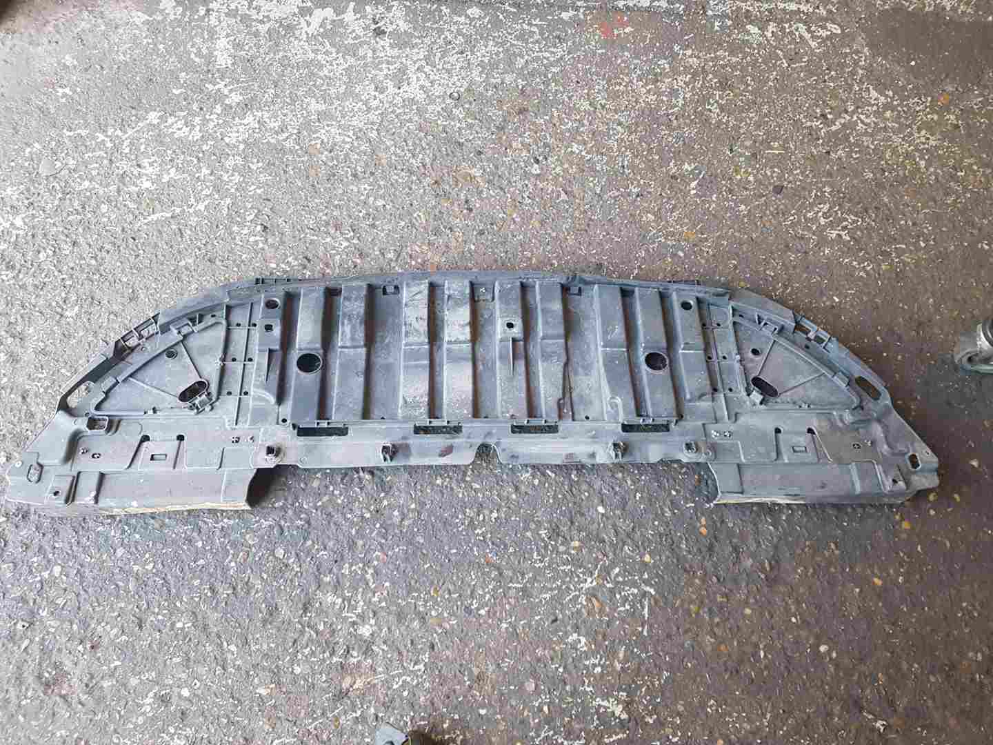 Thumb 5 Renault Clio MK4 2013-2018 Front Bumper Under Tray Plastic 622563607R