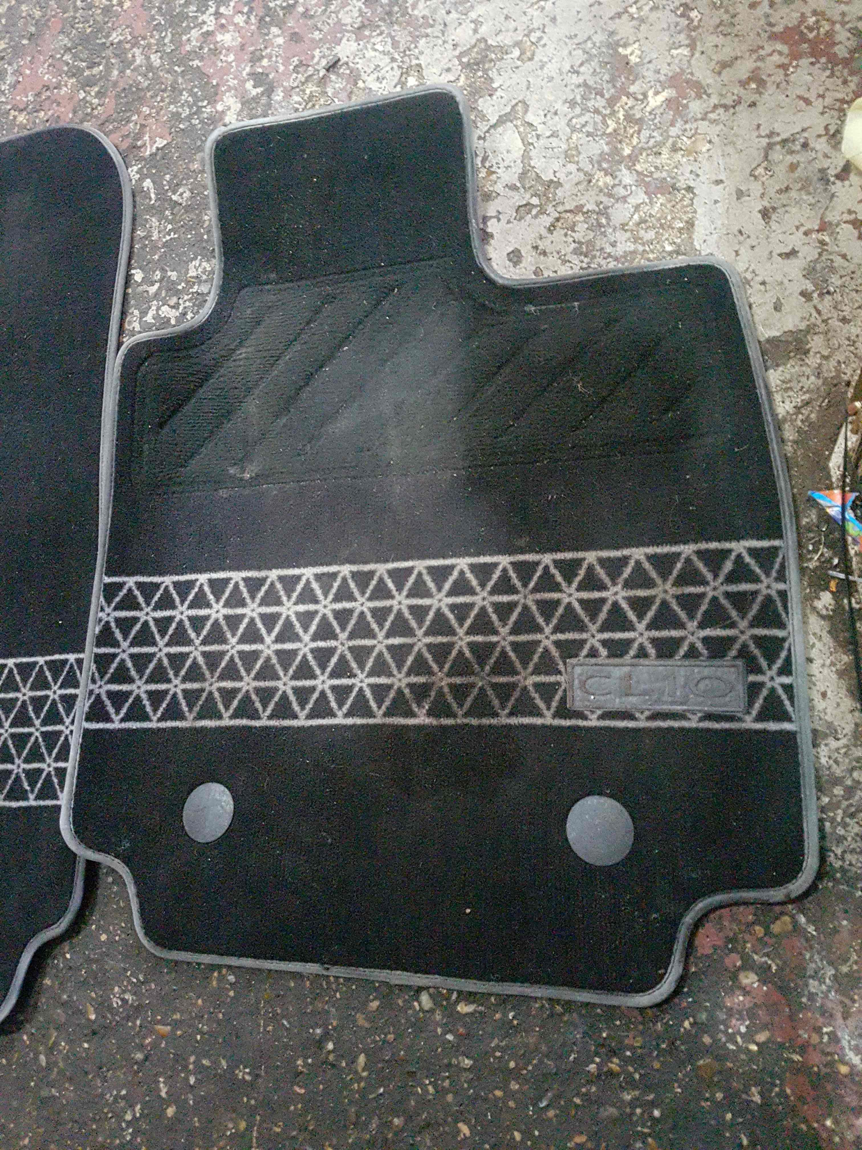 Thumb 2 Renault Clio MK4 2013-2018 Front Floor Mats