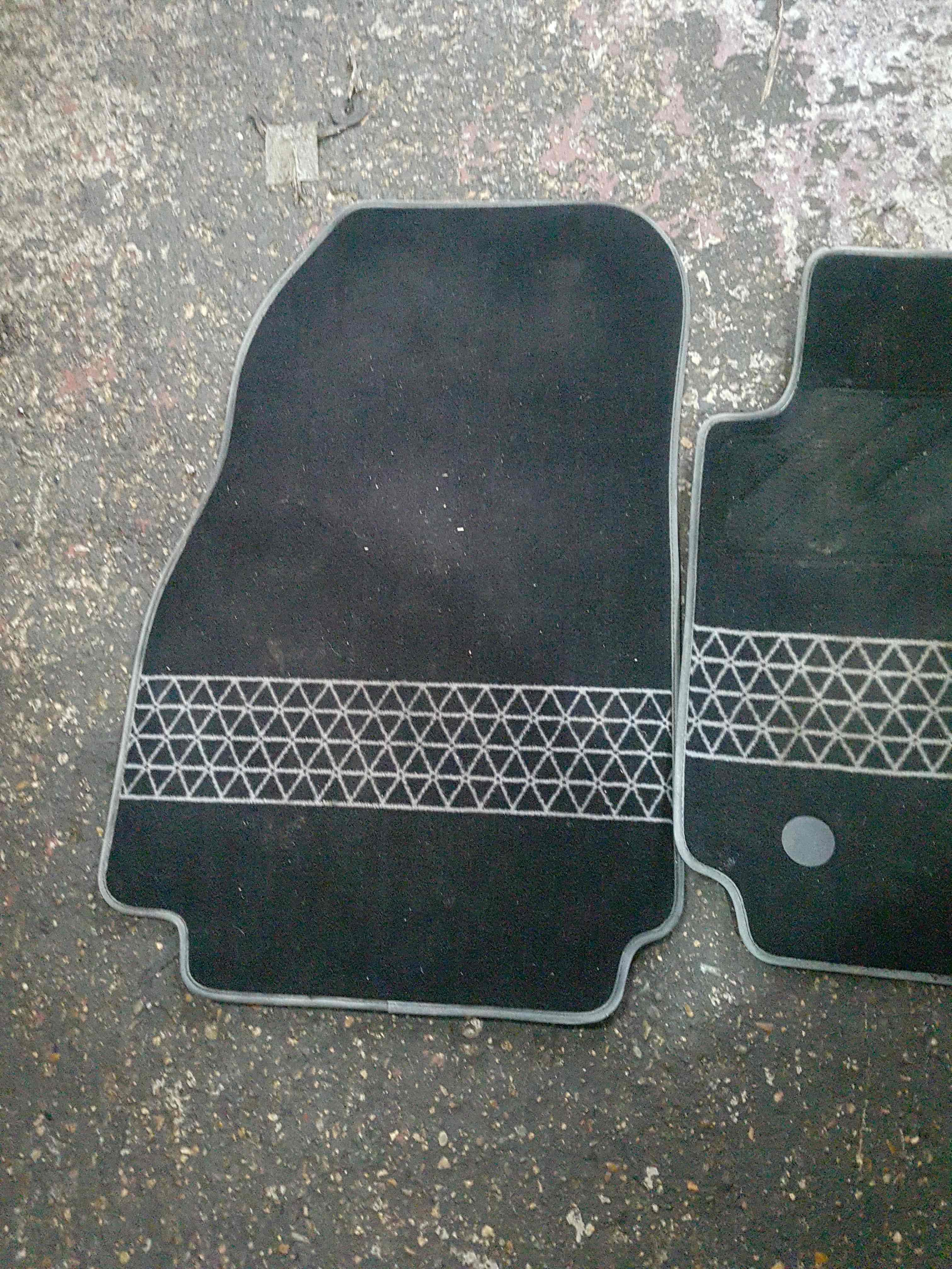 Thumb 5 Renault Clio MK4 2013-2018 Front Floor Mats