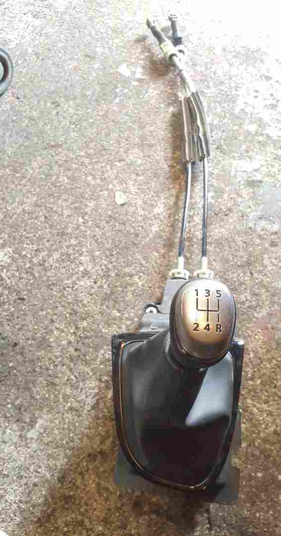 Thumb 2 Renault Clio MK4 2013-2018 Gearstick Mechanism Cables + Gator 349010873R
