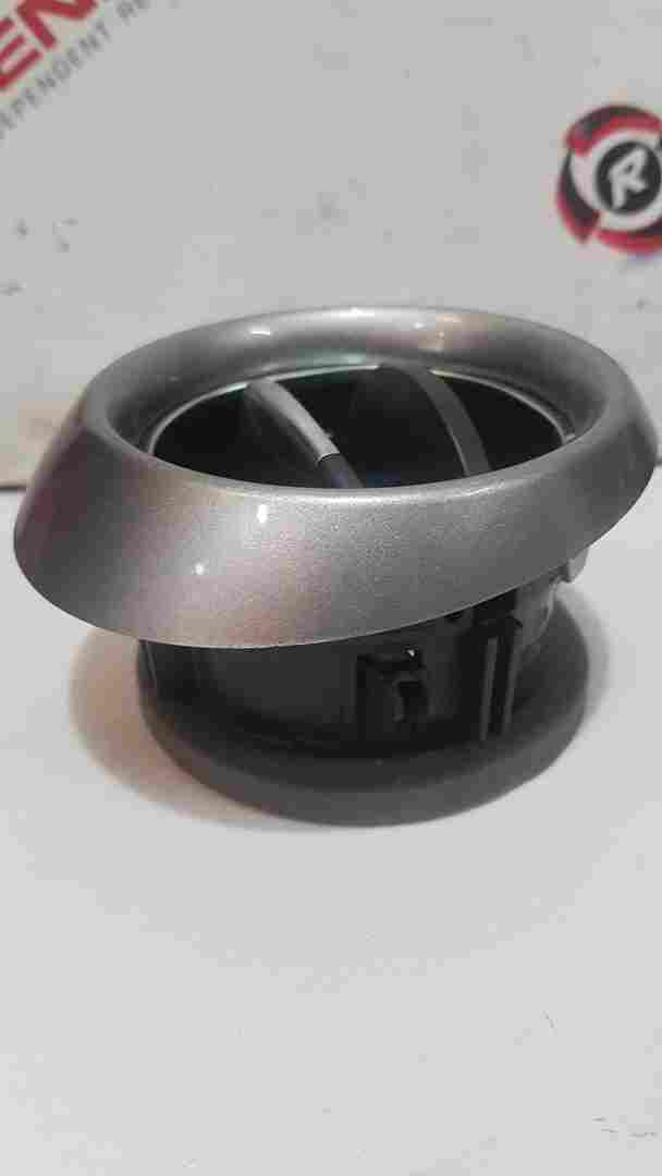 Thumb 4 Renault Clio MK4 2013-2018 Heater Vent AIR Control Gloss Grey 687608143R