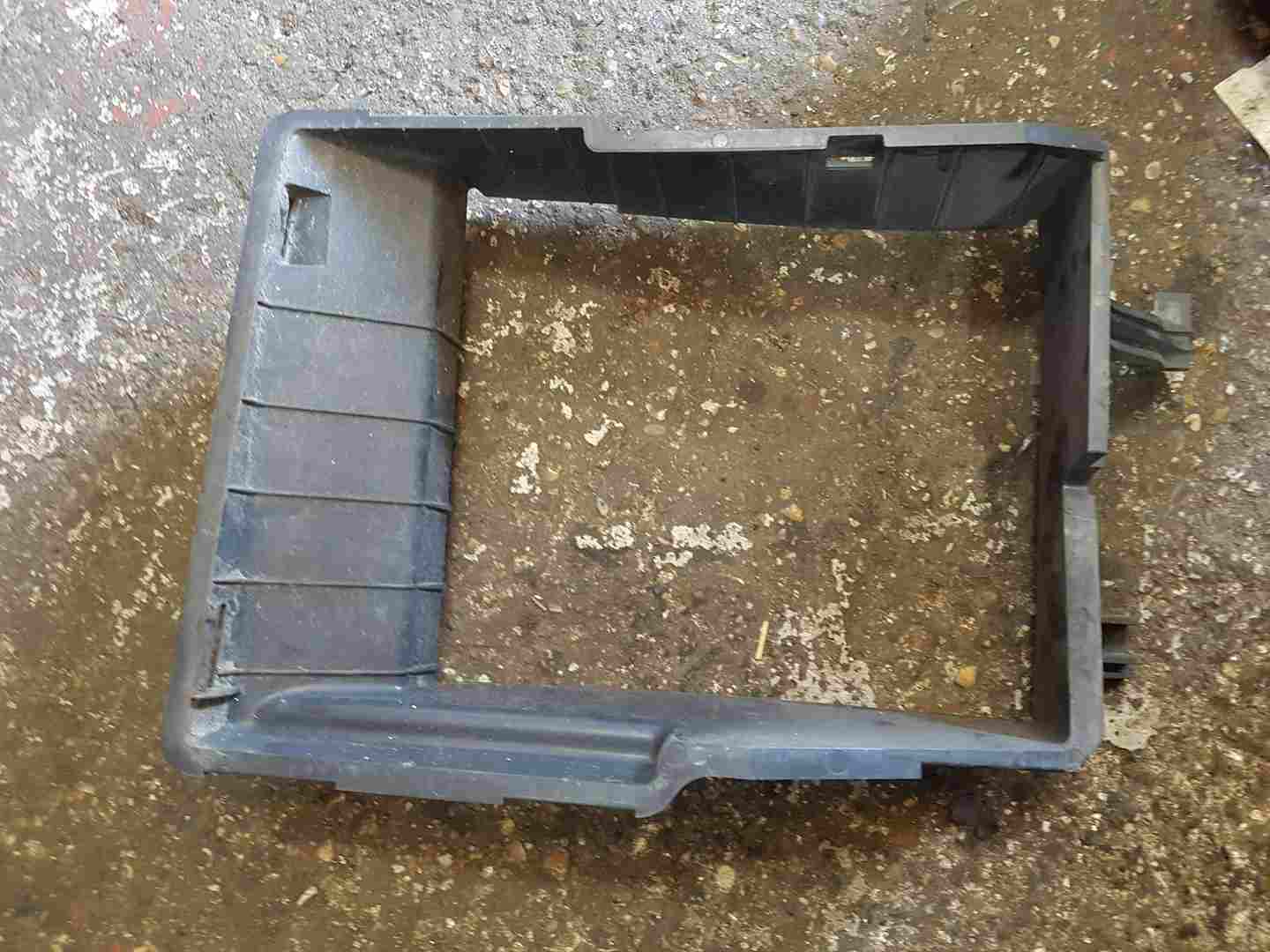 Thumb 2 Renault Clio MK4 2013-2018 Intercooler Plastic AIR Duct Scoop 215588067R