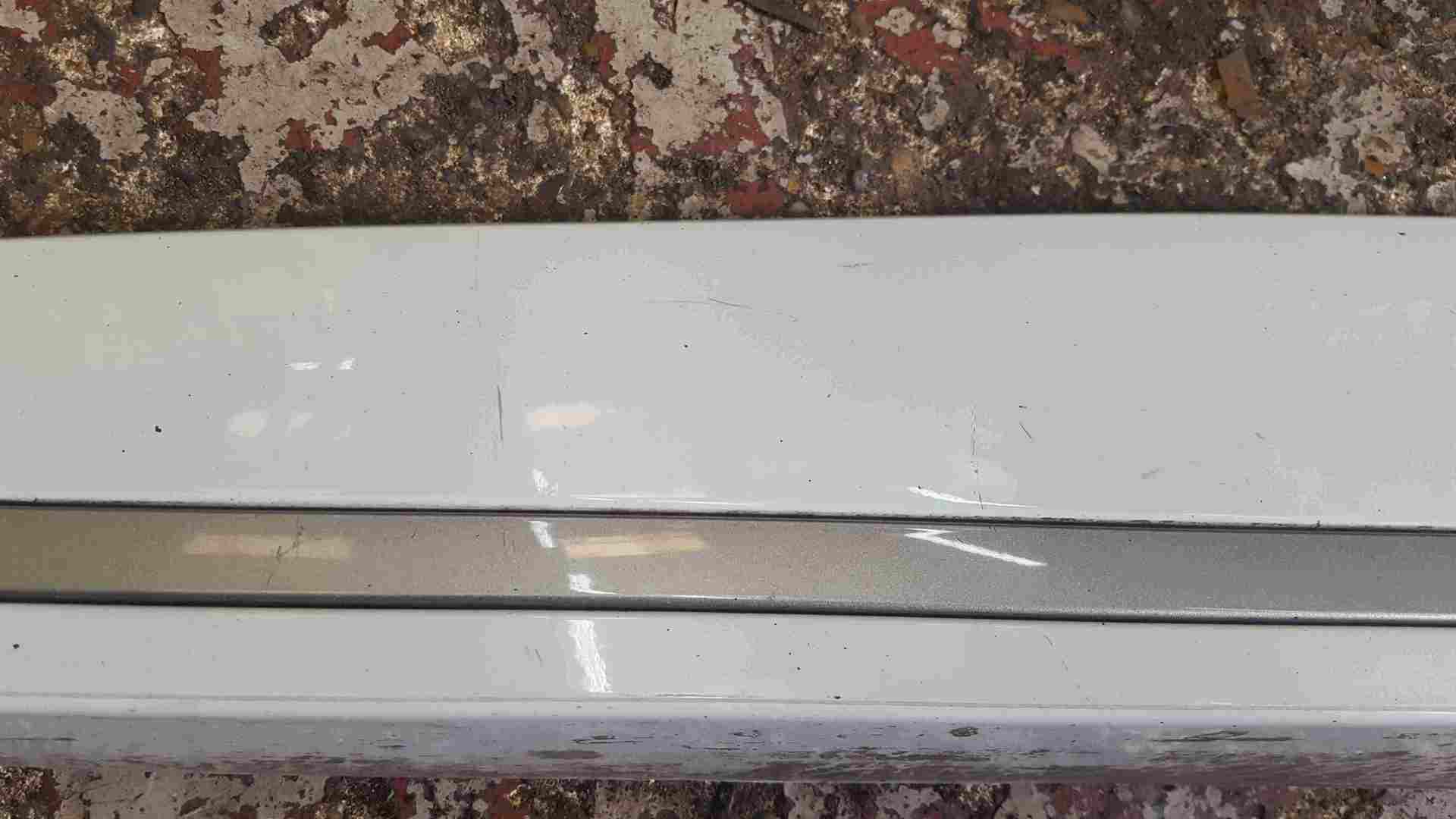 Thumb 2 Renault Clio MK4 2013-2018 Passenger NSF Front Door Moulding Trim White