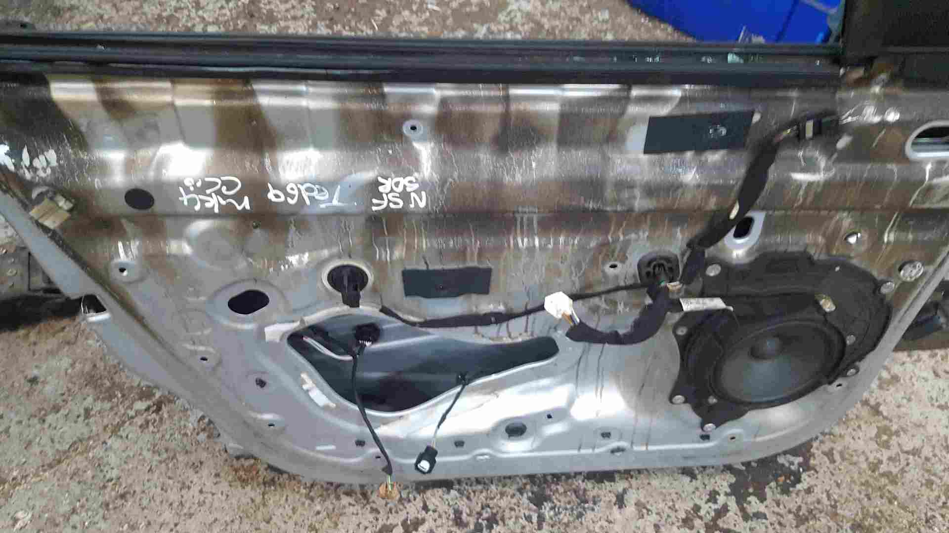 Thumb 2 Renault Clio MK4 2013-2018 Passenger NSF Front Door Silver TED69