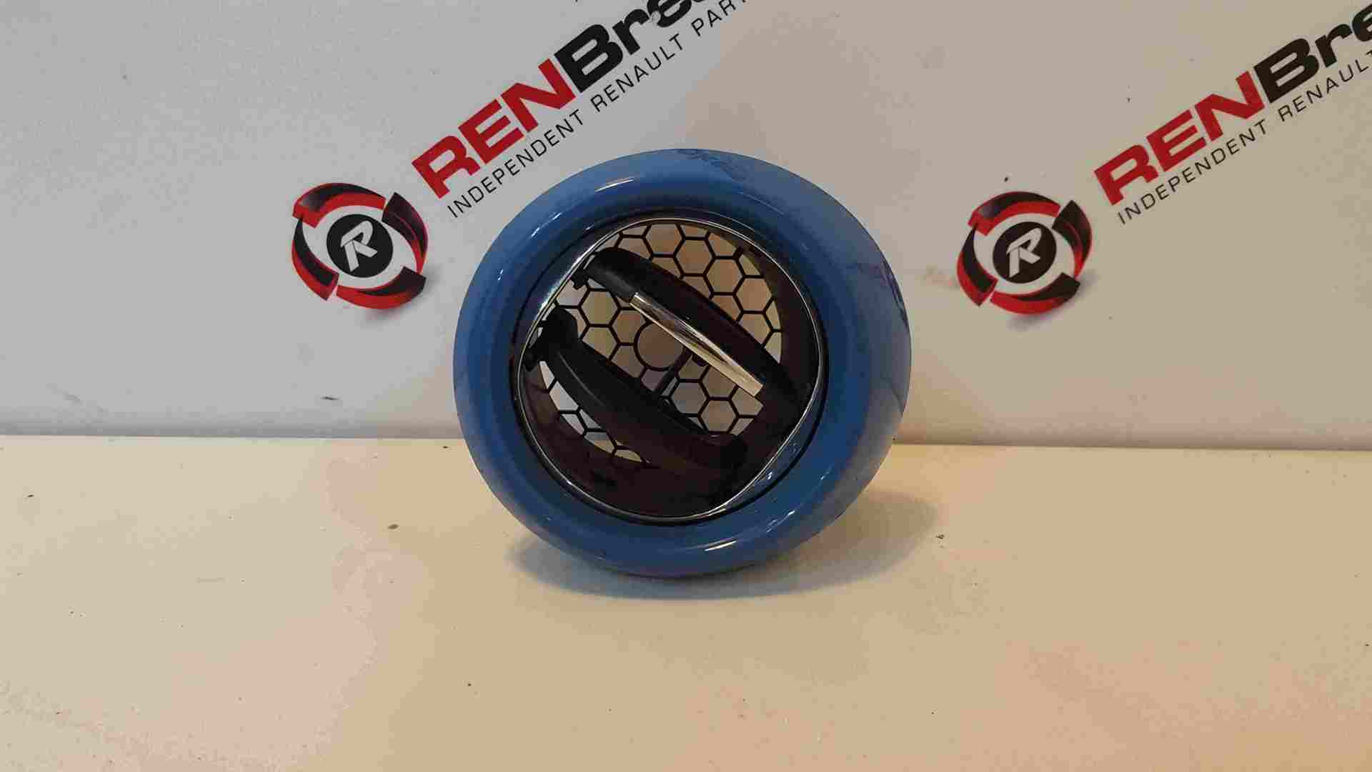 Renault Clio MK4 2013-2018 Passenger NSF Front Heater Vent Blue Surround