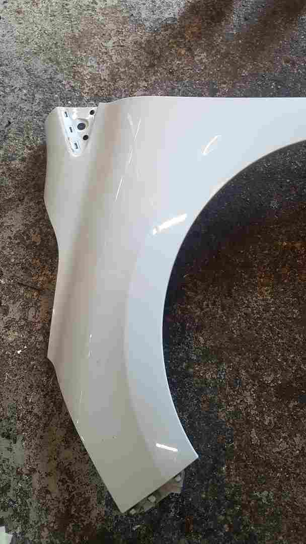 Thumb 3 Renault Clio MK4 2013-2018 Passenger NSF Front Wing Quarter White Ov369