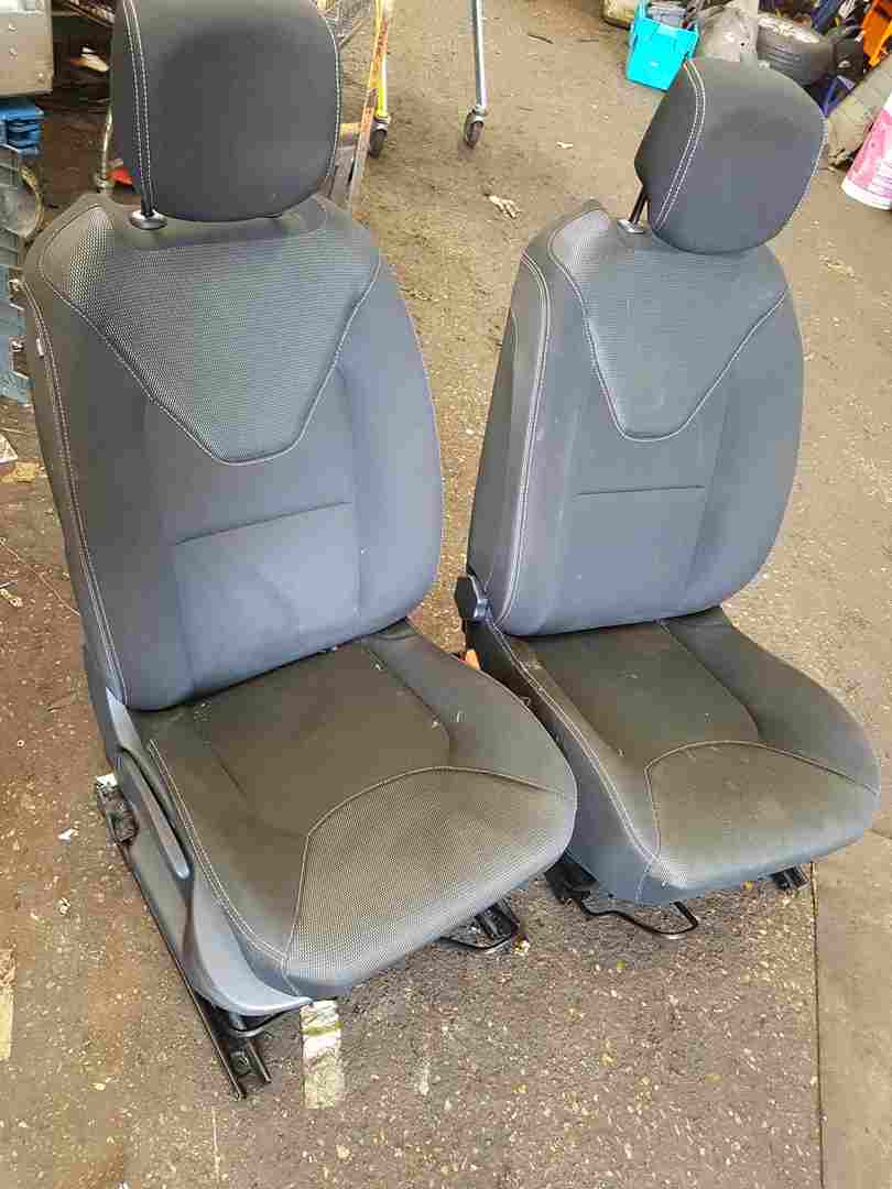 Thumb 6 Renault Clio MK4 2013-2018 Passenger NSF Osf Driver Passenger Front Chair Seat