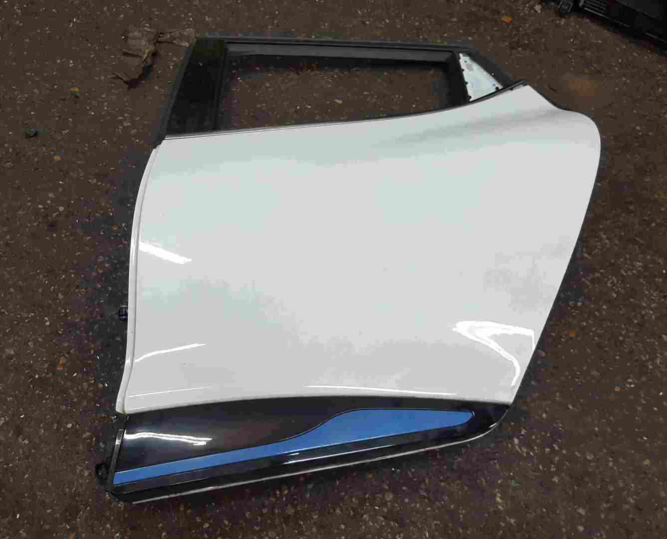 Thumb 4 Renault Clio MK4 2013-2018 Passenger NSR Rear Door White 369 Blue Bottom
