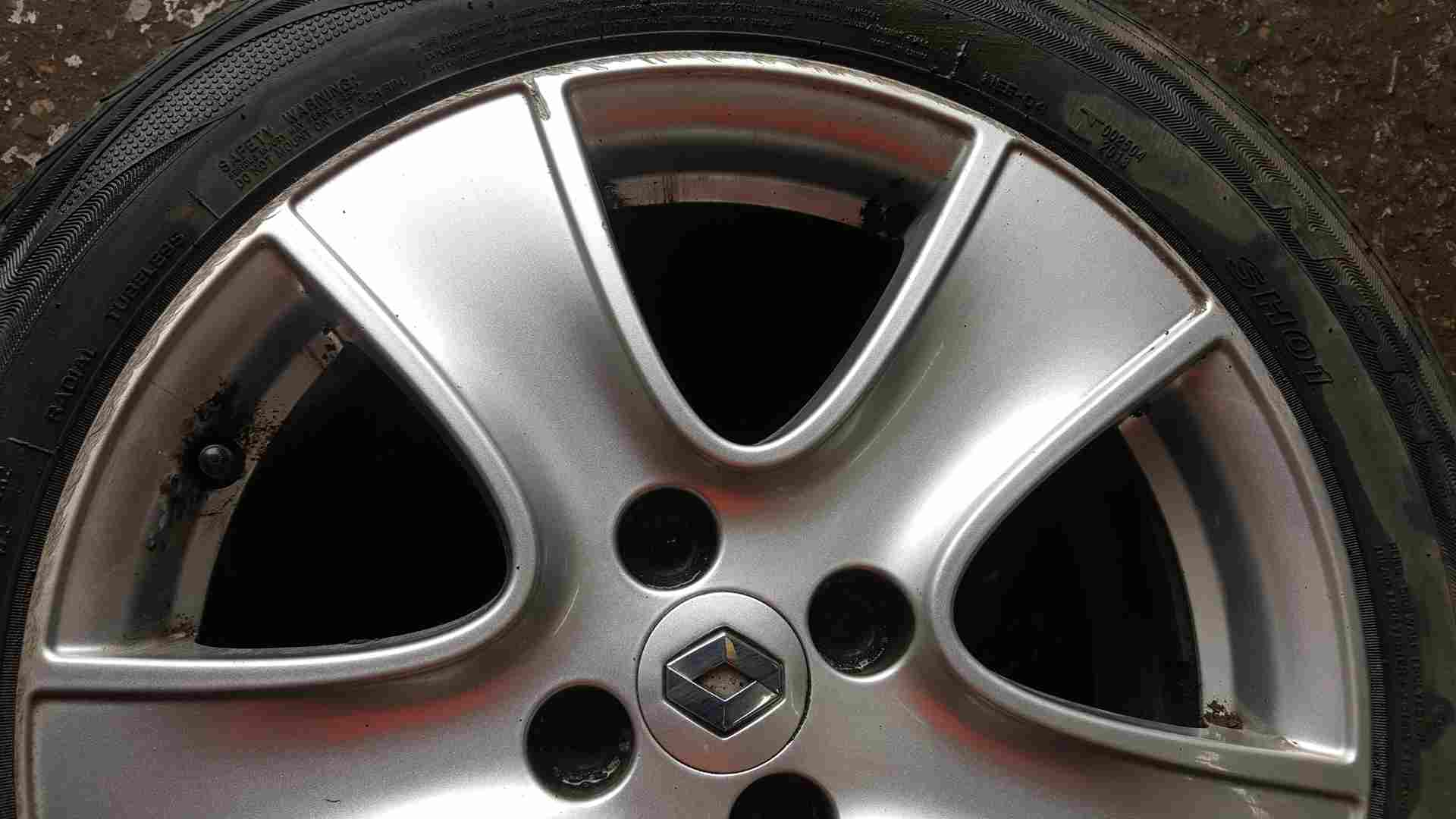 Thumb 4 Renault Clio MK4 2013-2018 Passion Alloy Wheel 16inch 3/5 103006502R