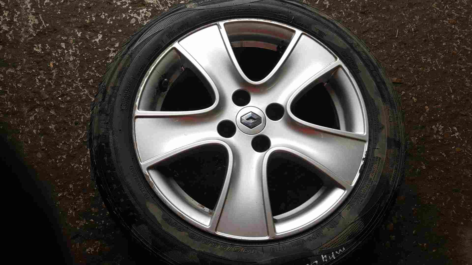 Renault Clio MK4 2013-2018 Passion Alloy Wheel 16inch 3/5 103006502R
