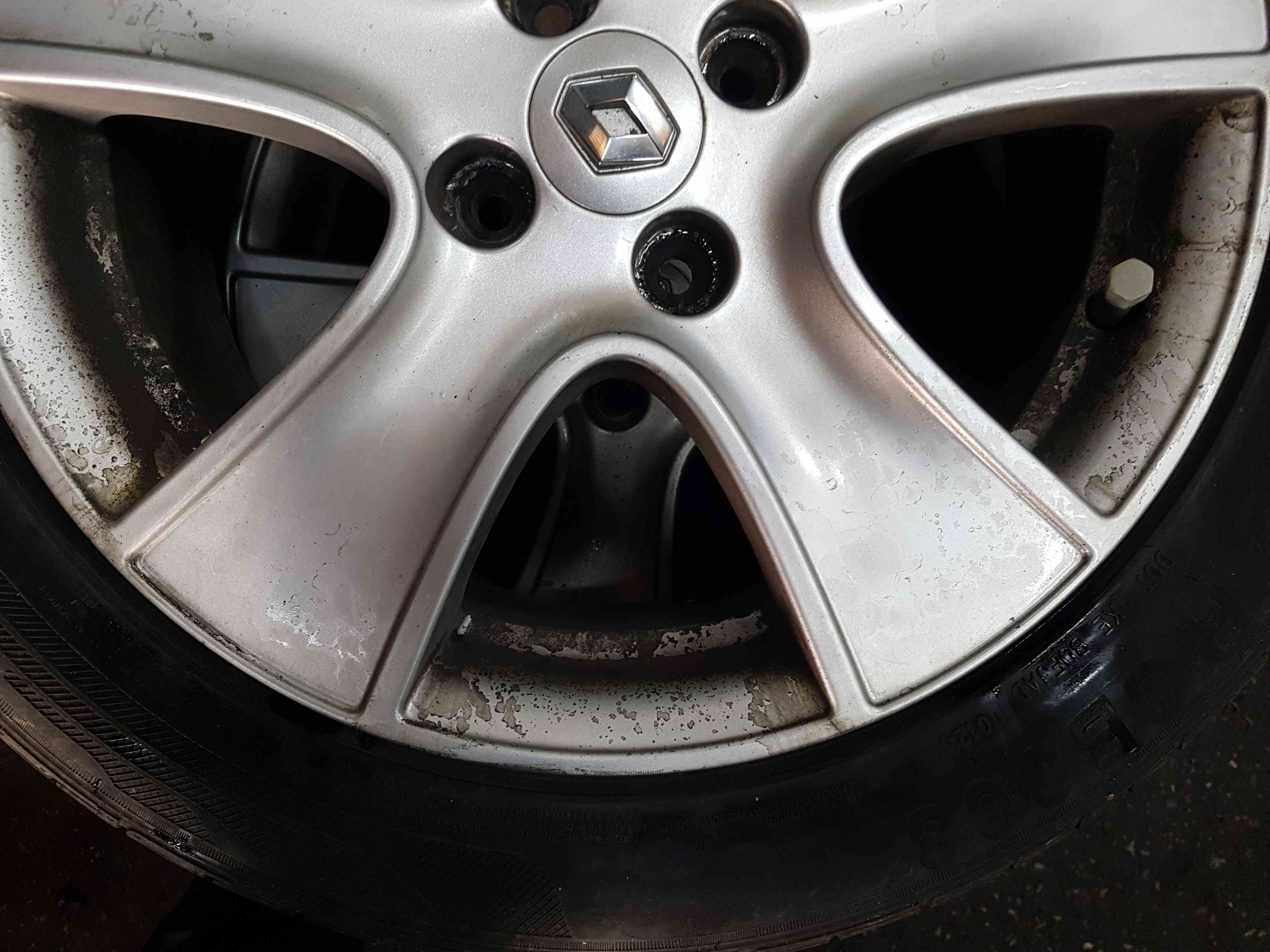 Thumb 5 Renault Clio MK4 2013-2018 Passion Alloy Wheel + Tyre 195 55 16 6Mm 403006502R