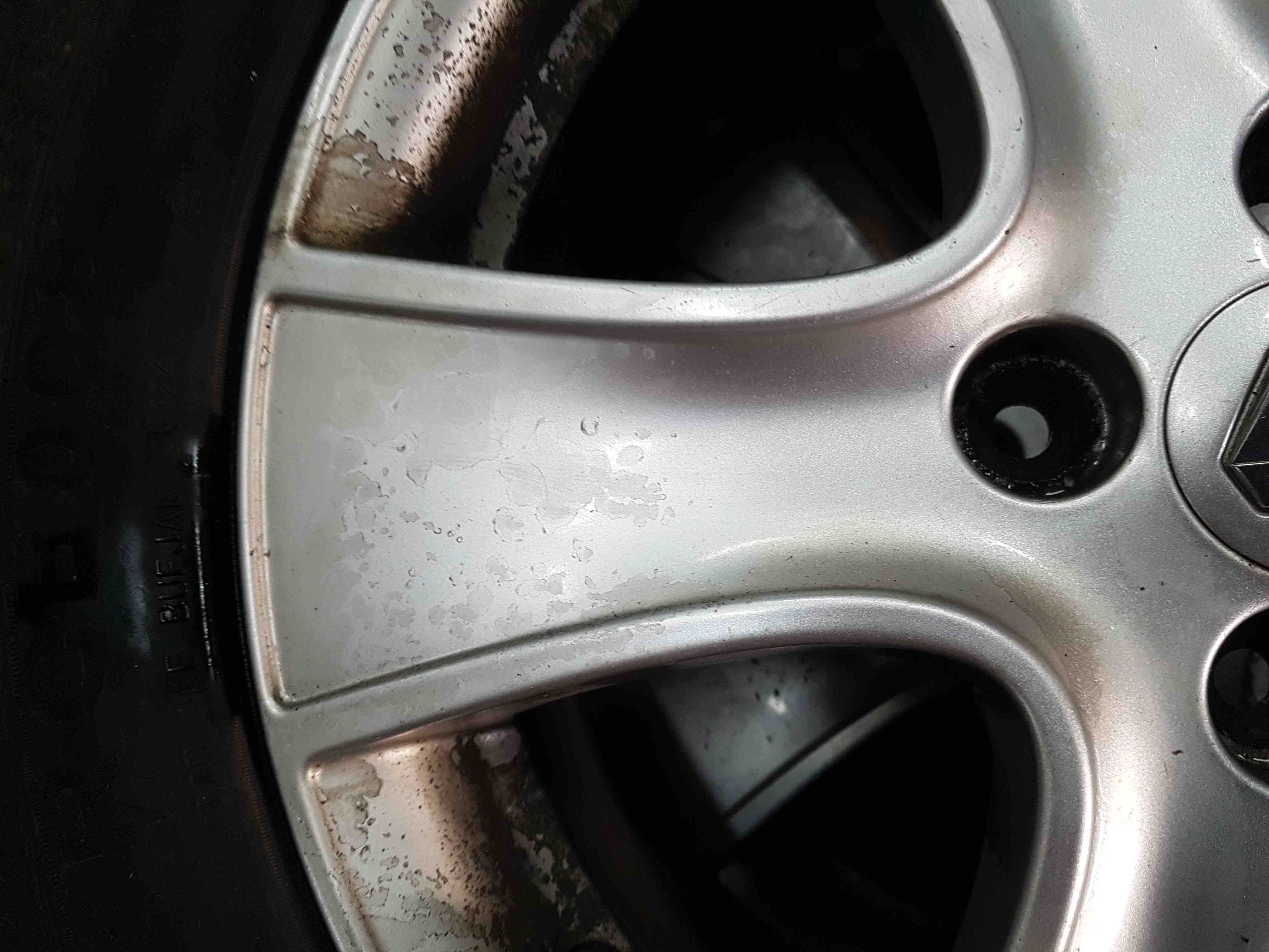 Thumb 9 Renault Clio MK4 2013-2018 Passion Alloy Wheel + Tyre 195 55 16 6Mm 403006502R