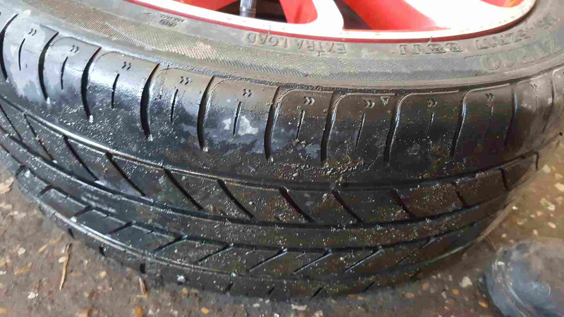 Thumb 3 Renault Clio MK4 2013-2018 RED Diamond CUT Alloy Wheel + Tyre 205 45 17 6Mm 3/5