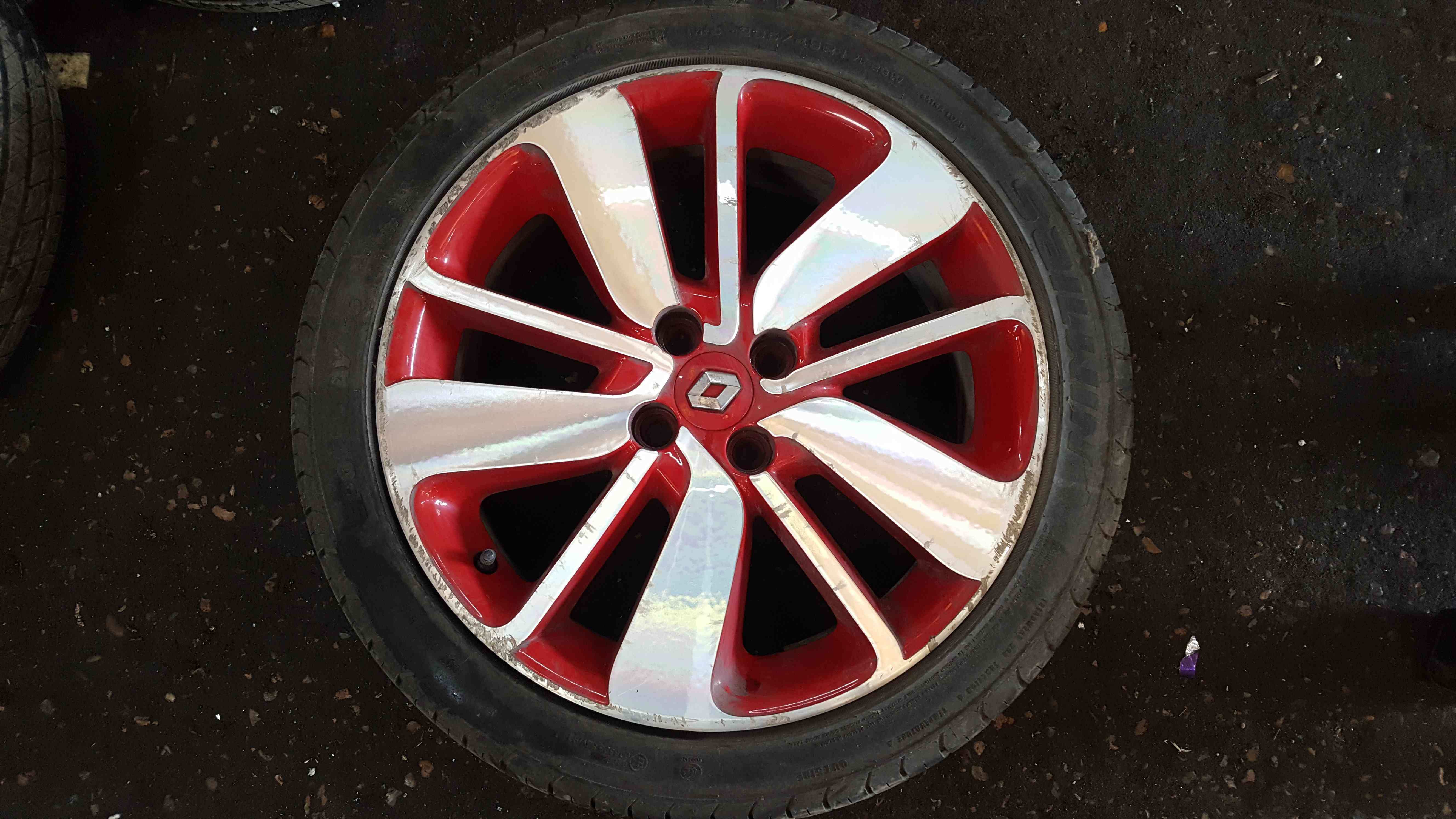 Renault Clio MK4 2013-2018 RED Diamond CUT Alloy Wheel + Tyre 205 45 17 6Mm 3/5