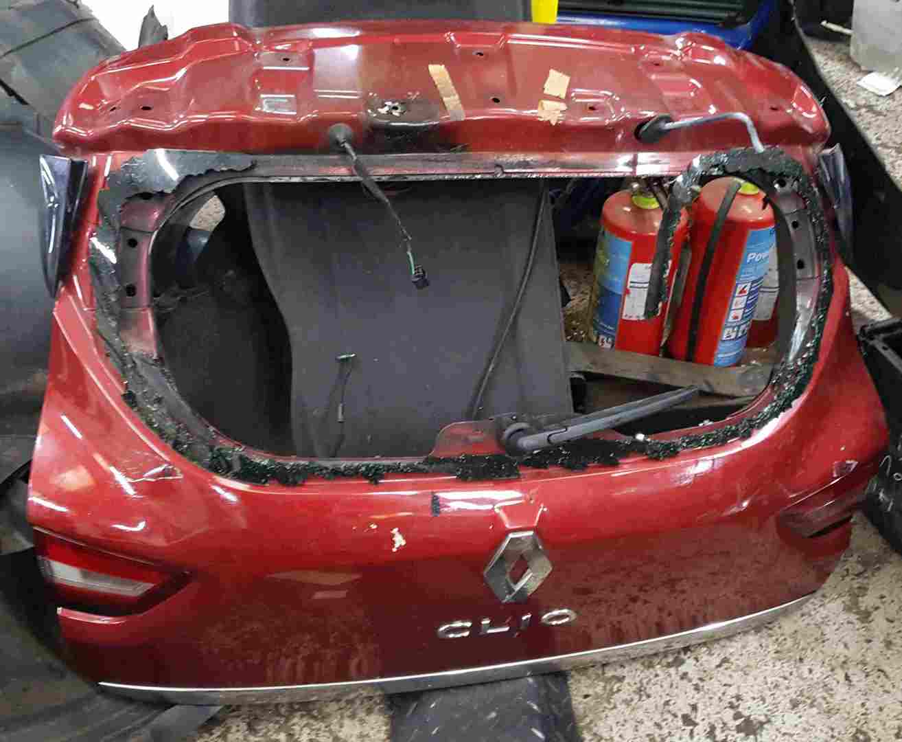 Renault Clio MK4 2013-2018 Rear Boot Tailgate Red TENPK
