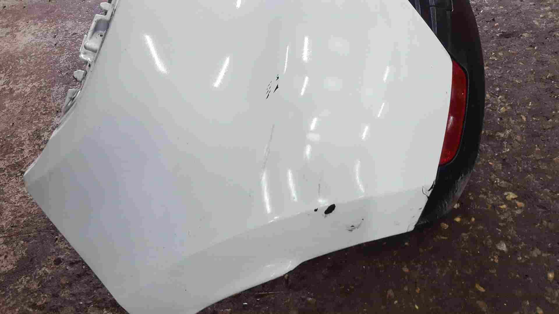 Thumb 3 Renault Clio MK4 2013-2018 Rear Bumper White Ov369 Damaged