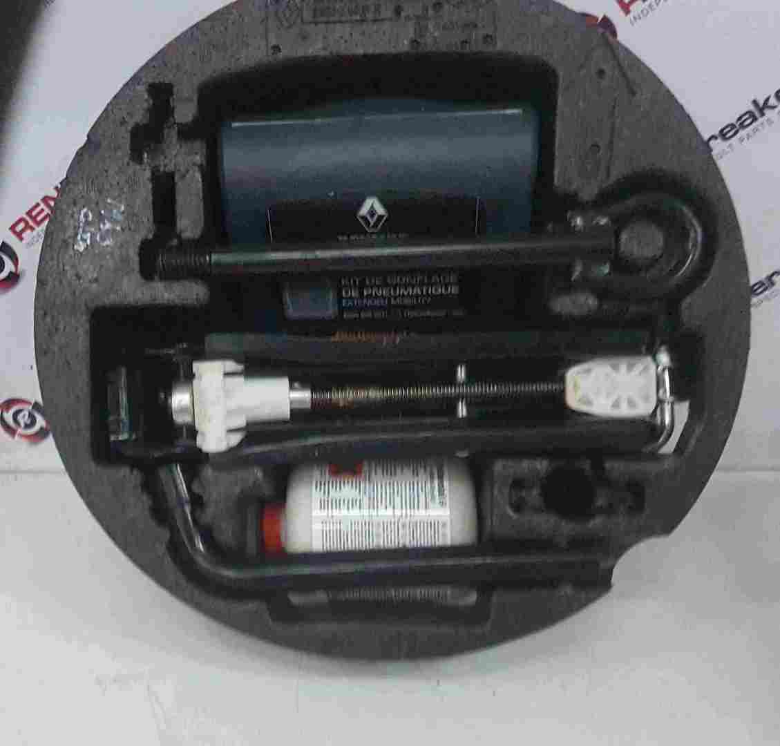 Renault Clio MK4 20132018 Spare Wheel Jack Set Foam Kit Store Renault Breakers Used Renault Clio MK4 20132018 Spare Wheel Jack Set Foam Kit Store Renault Breakers Used