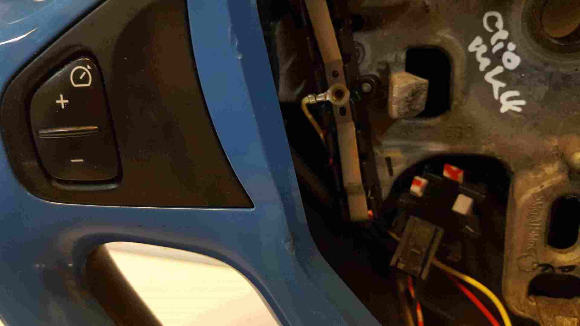 Thumb 3 Renault Clio MK4 2013-2018 Steering Wheel Cruise Blue 484005191R