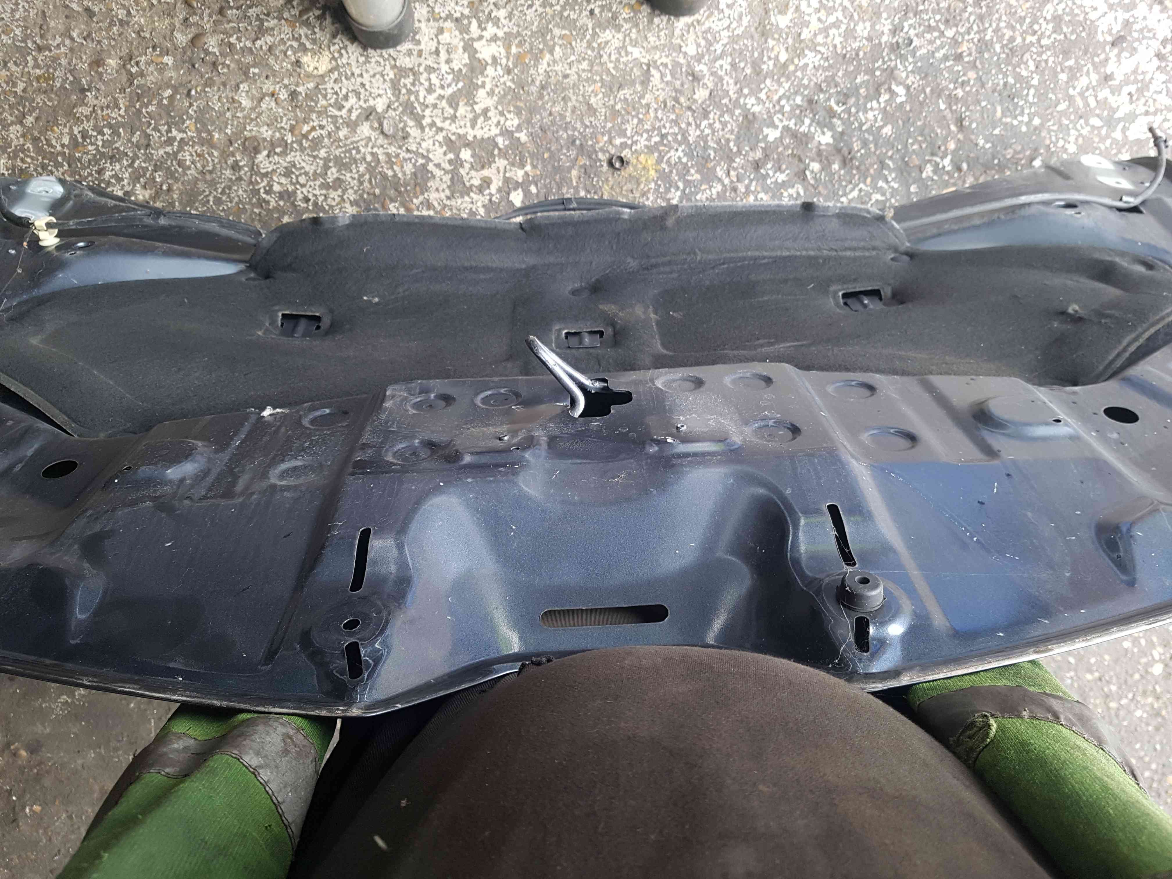 Thumb 4 Renault Clio MK4 2013-2019  Bonnet Hood Tekpn