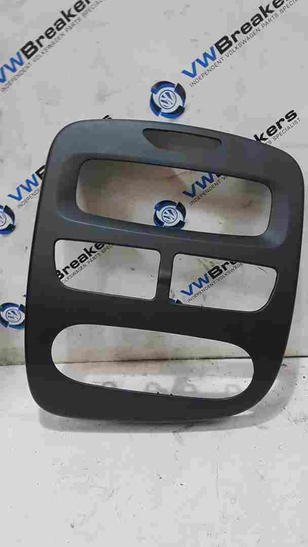 Thumb 3 Renault Clio MK4 2013-2019 Black Centre Heater Surround Panel 682601558R