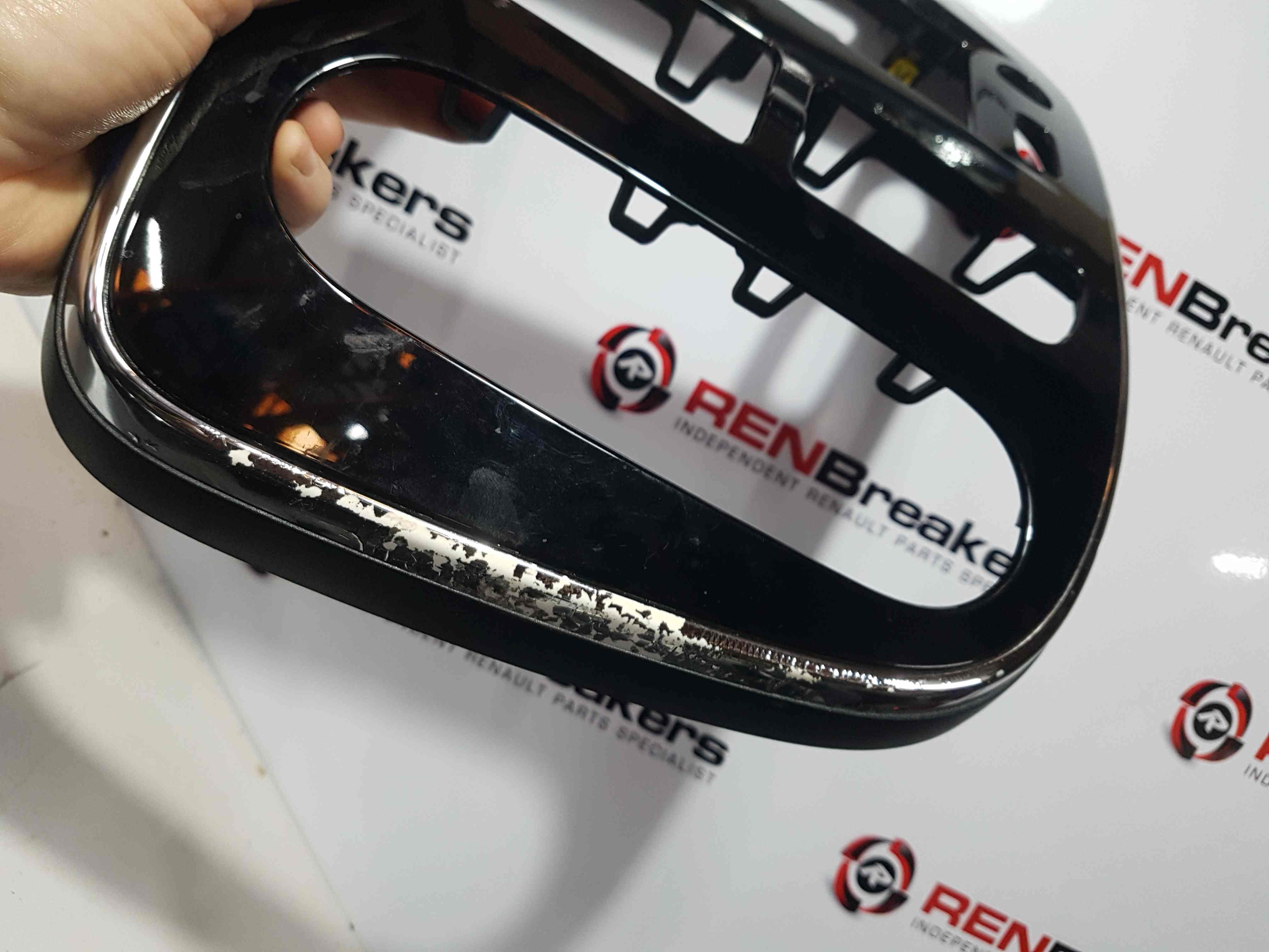 Thumb 3 Renault Clio MK4 2013-2019 Centre Dashboard Heater Display Surround Chrome 