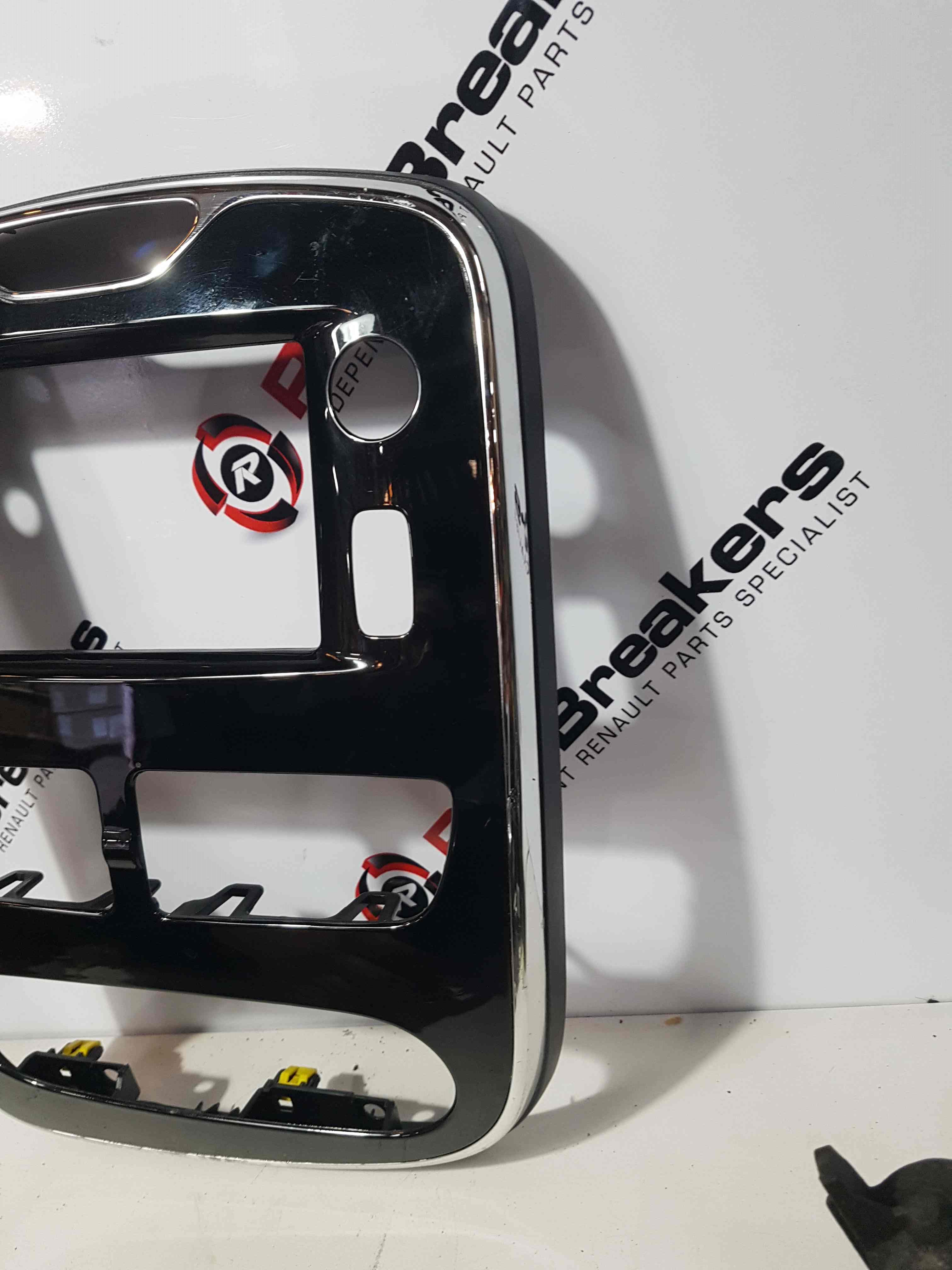 Thumb 6 Renault Clio MK4 2013-2019 Centre Dashboard Heater Display Surround Chrome 