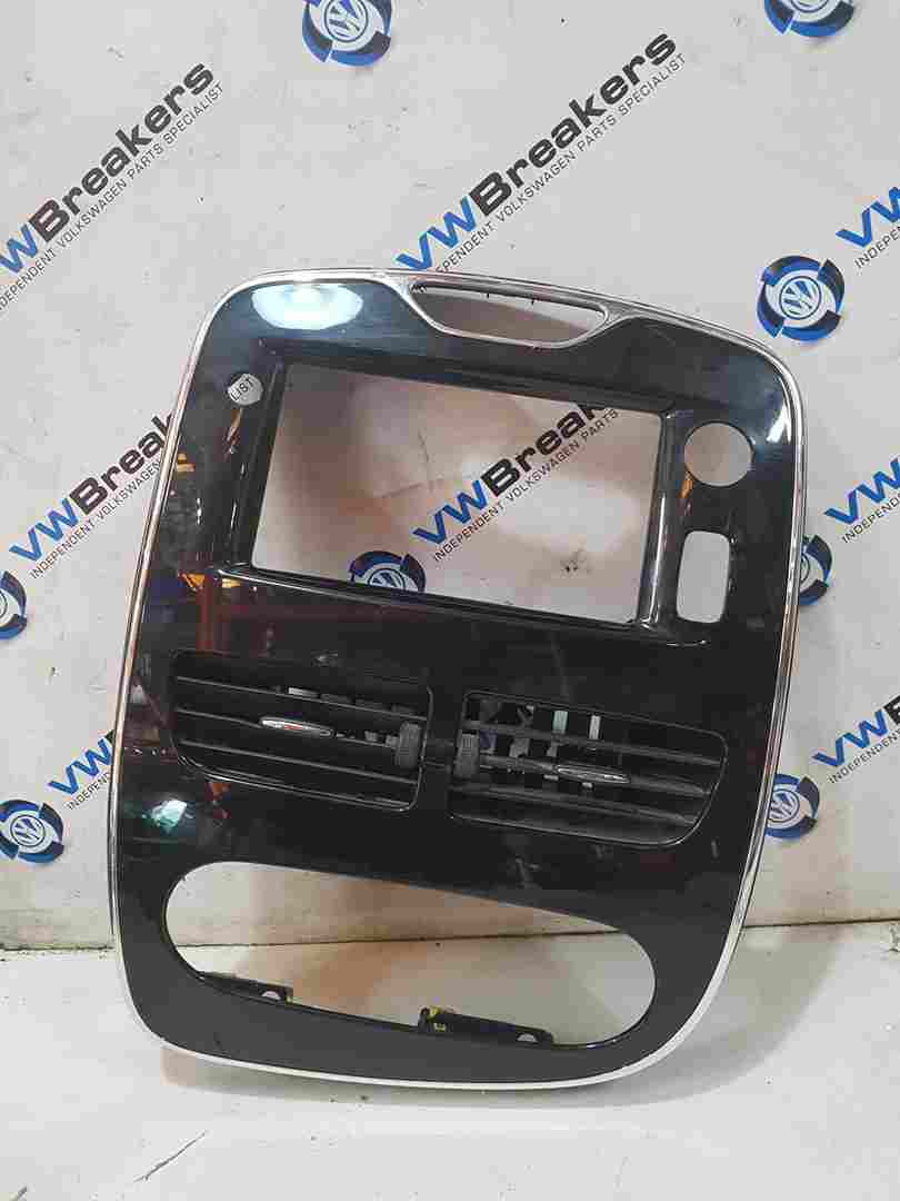 Thumb 9 Renault Clio MK4 2013-2019 Centre Dashboard Heater Display Surround Gloss Black