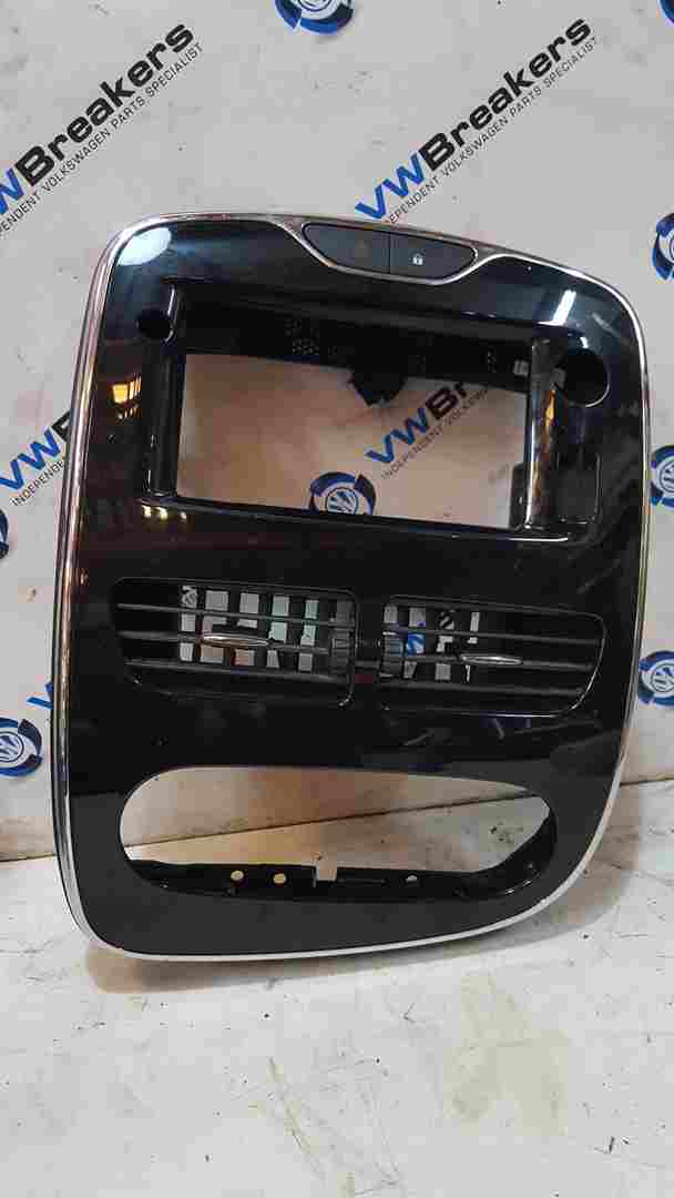 Thumb 6 Renault Clio MK4 2013-2019 Centre Dashboard Heater Display Surround Gloss Black