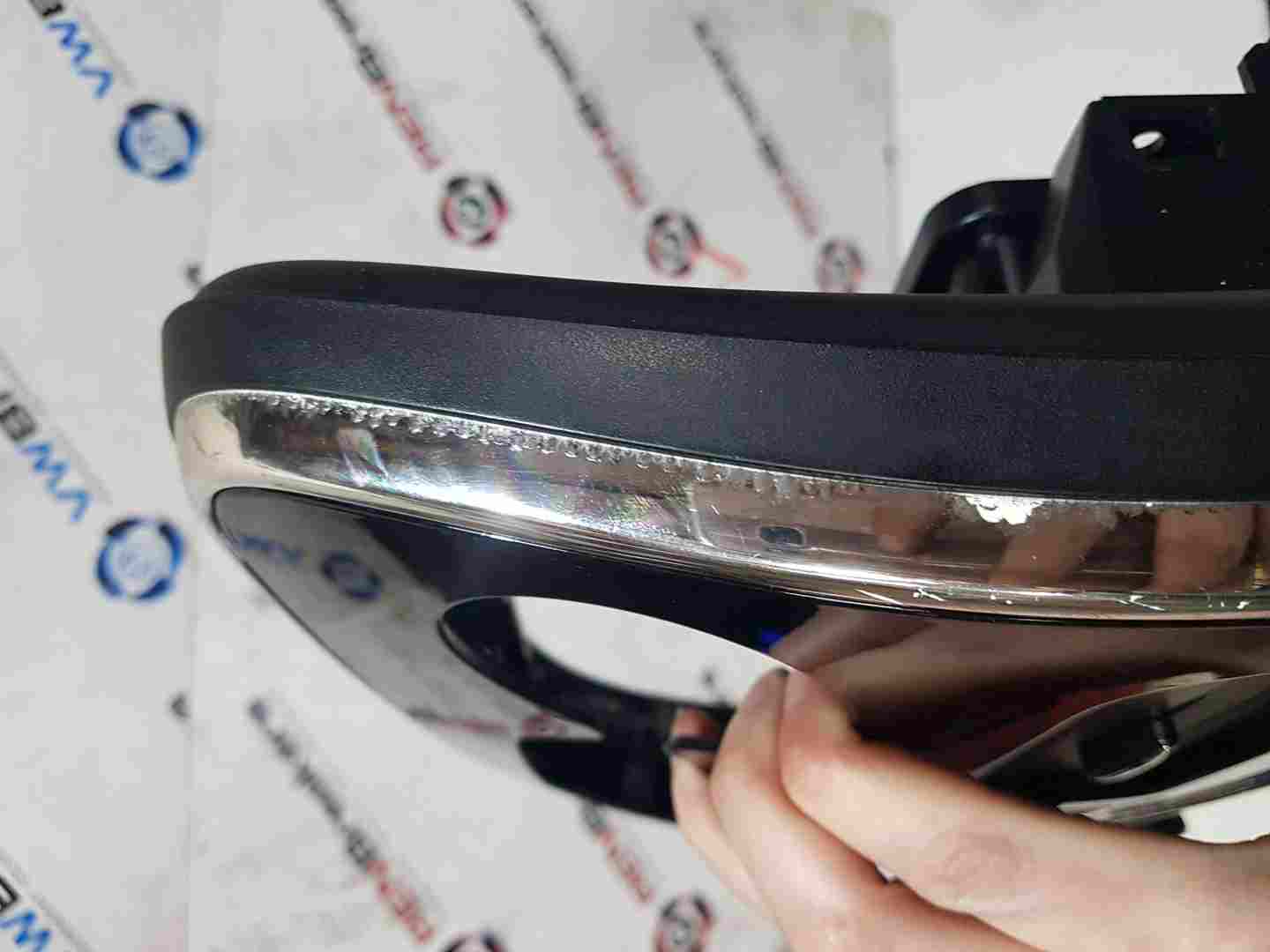 Thumb 3 Renault Clio MK4 2013-2019 Centre Heater Vent Surround Gloss Black