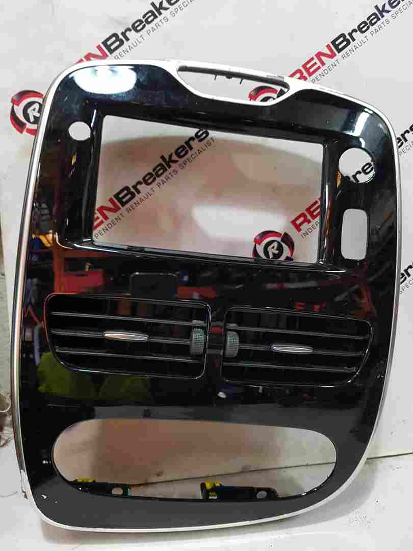 Thumb 9 Renault Clio MK4 2013-2019 Centre Heater Vents + Chrome Black Surround Trim 