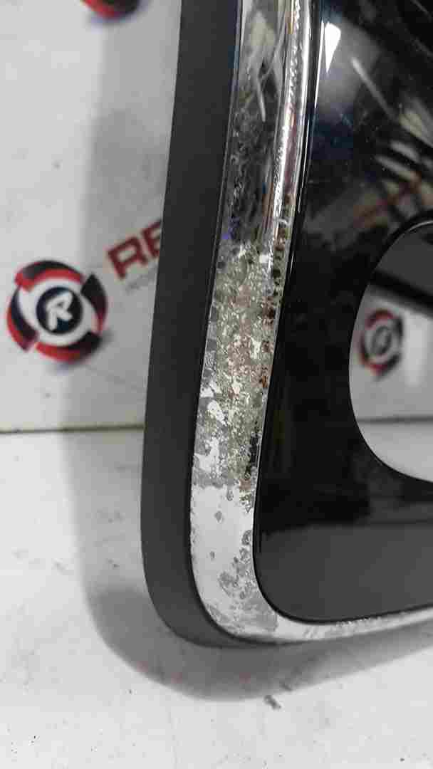 Thumb 3 Renault Clio MK4 2013-2019 Centre Heater Vents + Chrome Black Surround Trim